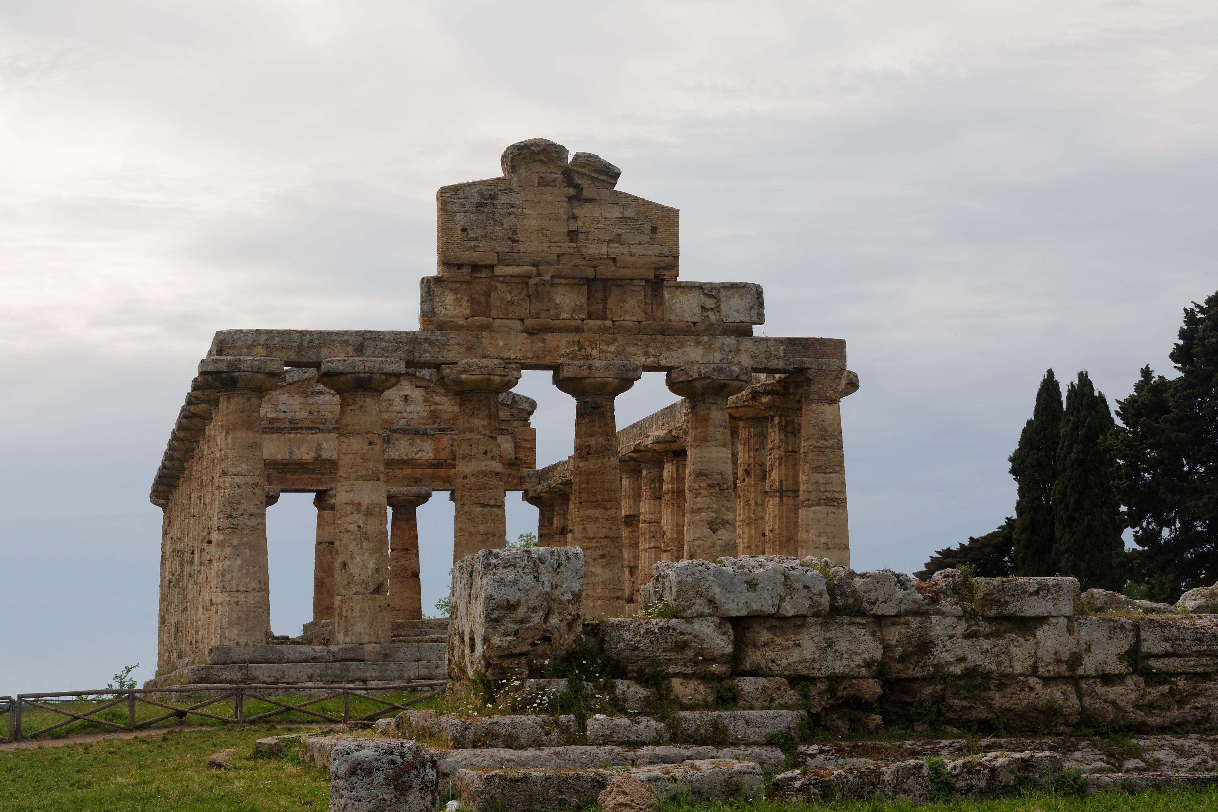 building exterior, ancient civilization, world heritage, travel destinations, ruined, old ruin, no people, built structure, old, broken, outdoors, low angle view, HD Wallpaper