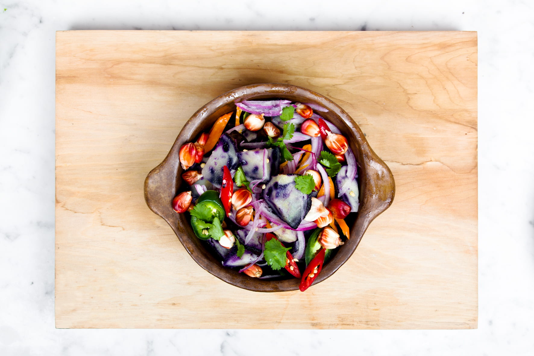 ready-to-eat, food and drink, fruit, wood grain, cutting board, sliced, indoors, wellbeing, salad, onion, wood, vegetable, freshness, meal, pepper, wood - material, HD Wallpaper