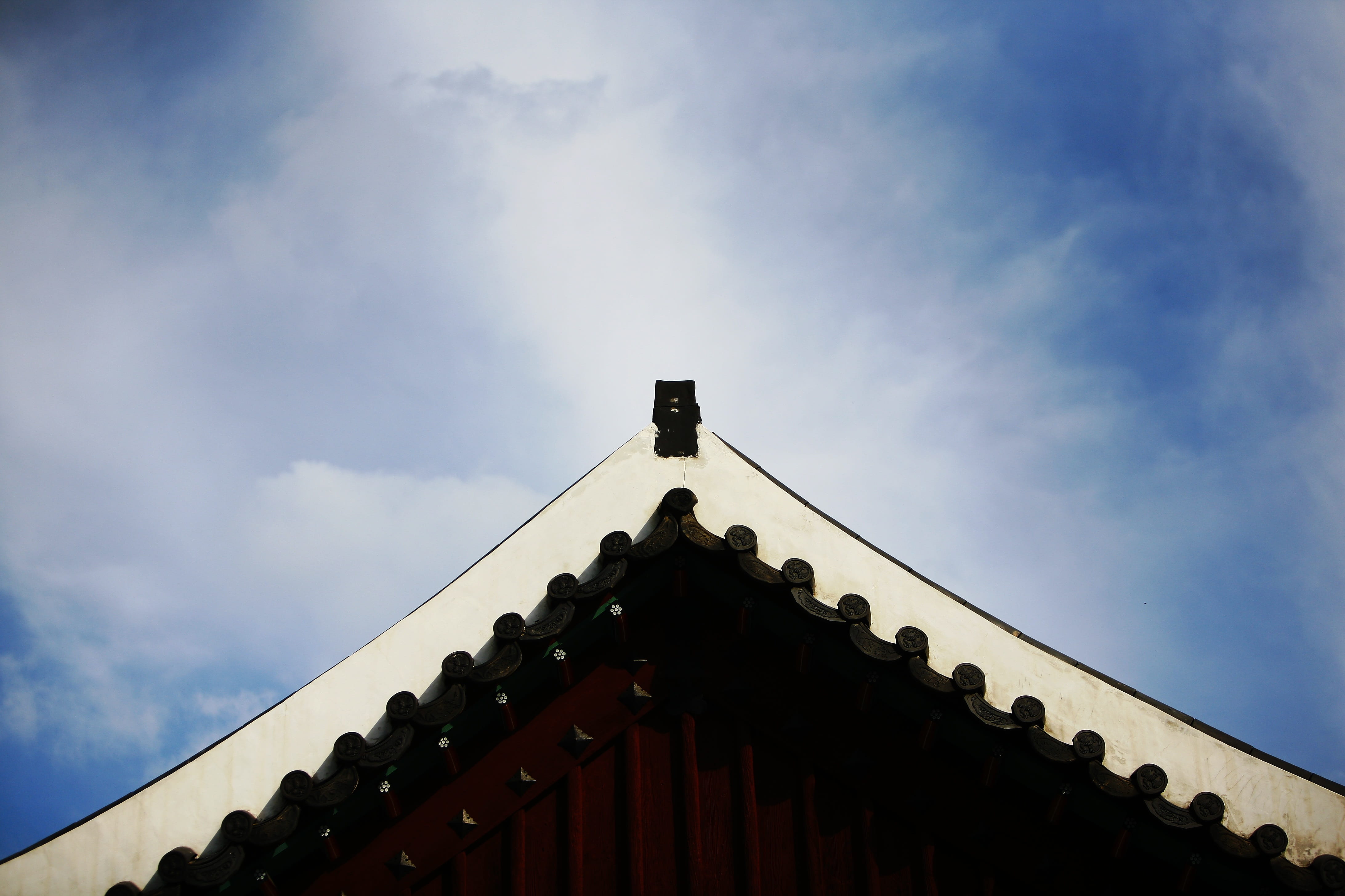 sunlight, architecture, no people, roof, building exterior, high section, roof tile, religion, built structure, low angle view, cloud - sky, sky, nature, HD Wallpaper