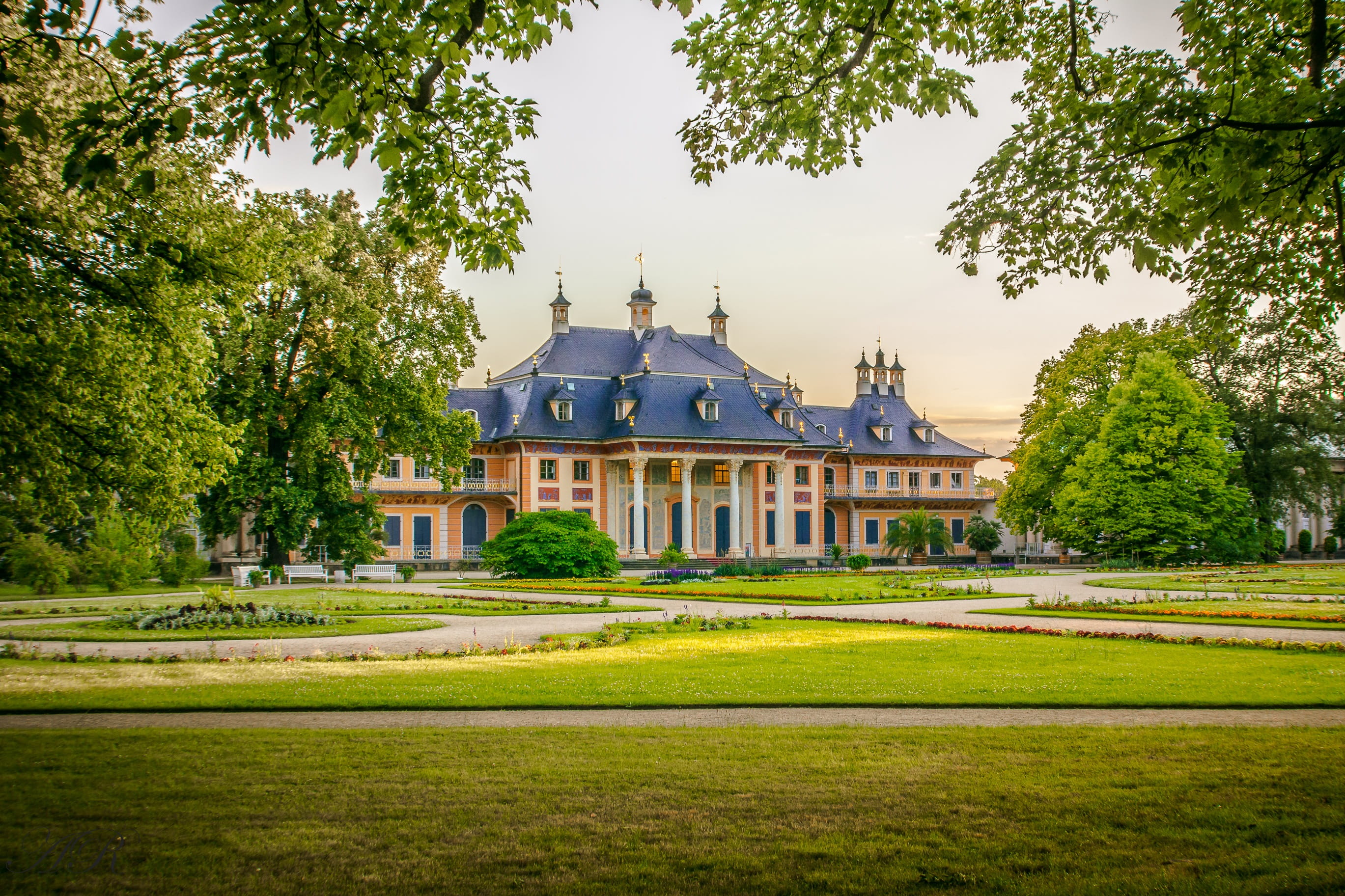 day, formal garden, the past, palace, 2K, green color, front or back yard, garden, building exterior, summer, plant, no people, rush, travel destinations, HD Wallpaper