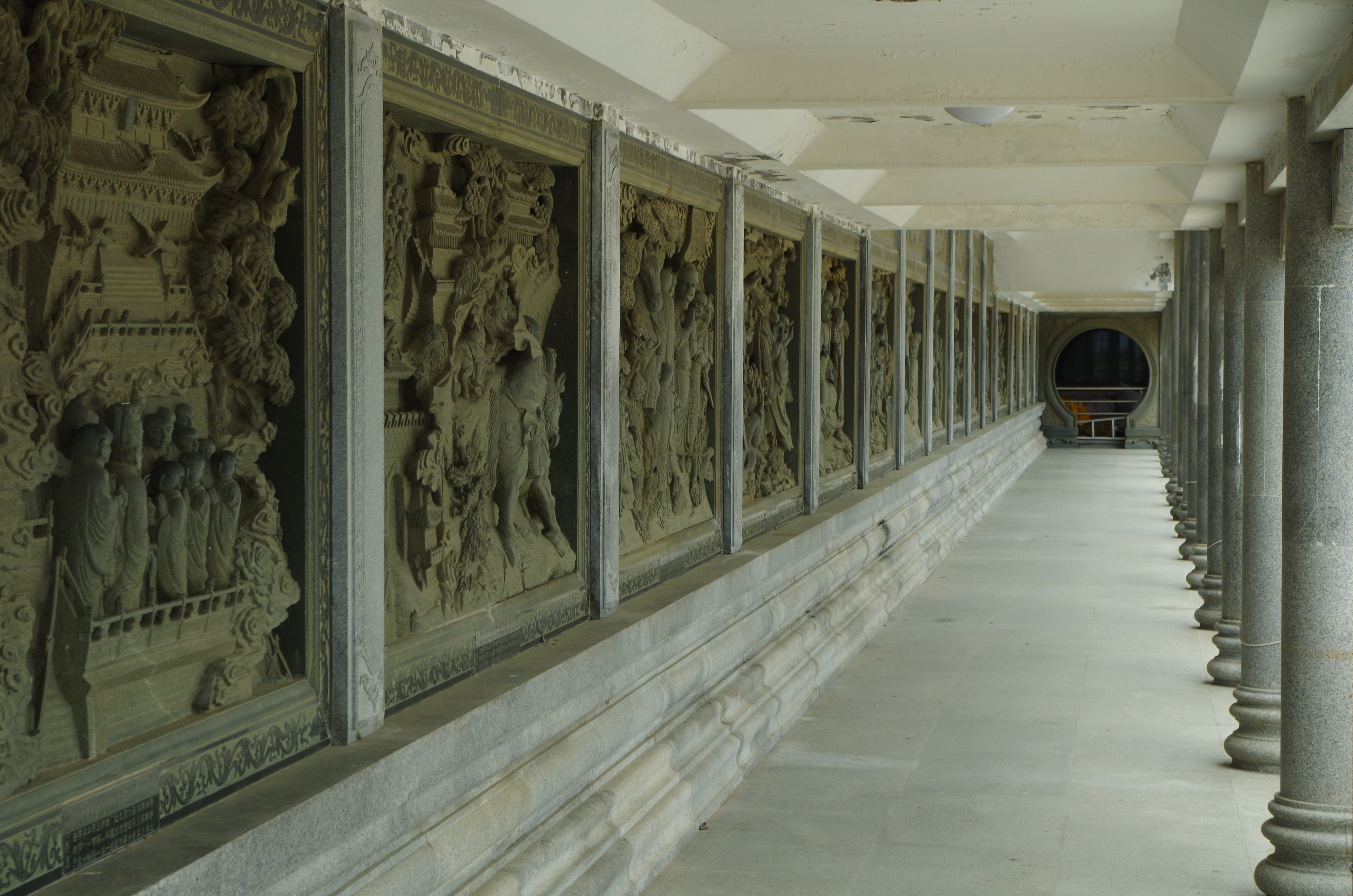 direction, absence, diminishing perspective, in a row, day, corridor, zhoushan, art and craft, empty, no people, architecture, built structure, architectural column, HD Wallpaper