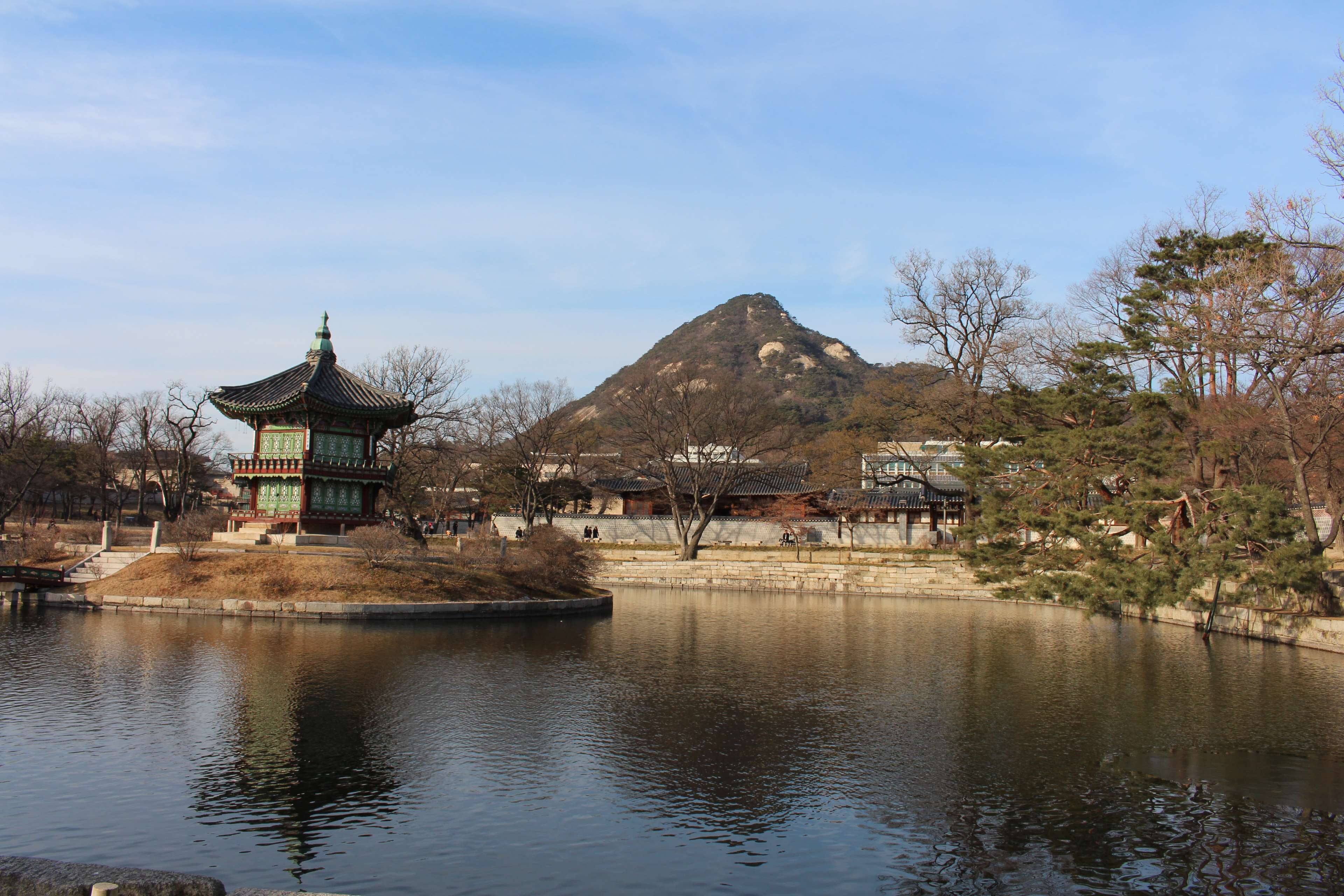 building exterior, plant, water, architecture, beauty in nature, tree, outdoors, reflection, gyeongbokgung, building, hill, lake, winter, built structure, HD Wallpaper