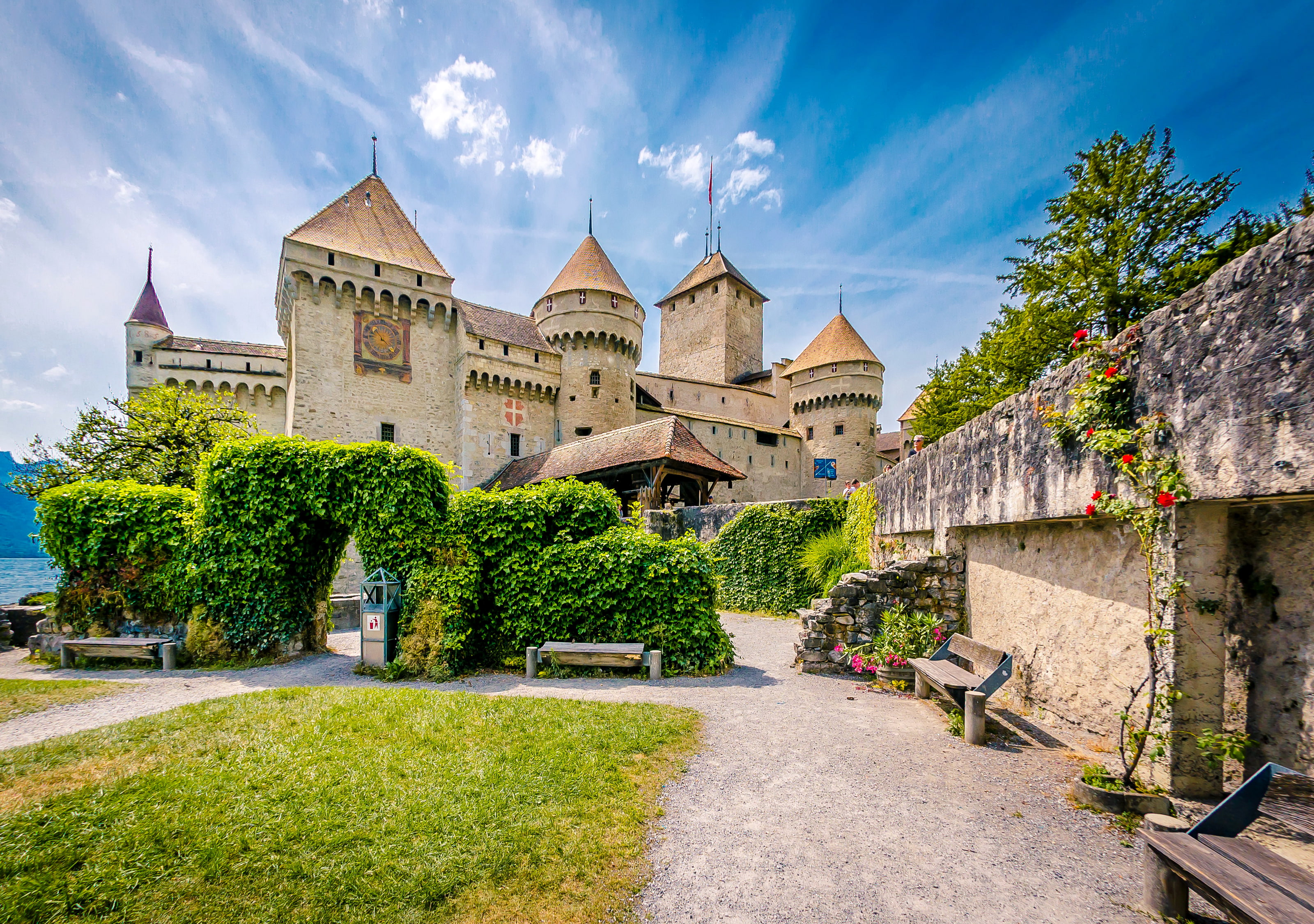 building, place of worship, gray, tourism, no people, government, Chillon Castle, castle, history, plant, lawn, architecture, Lake Geneva, stones, religion, HD Wallpaper