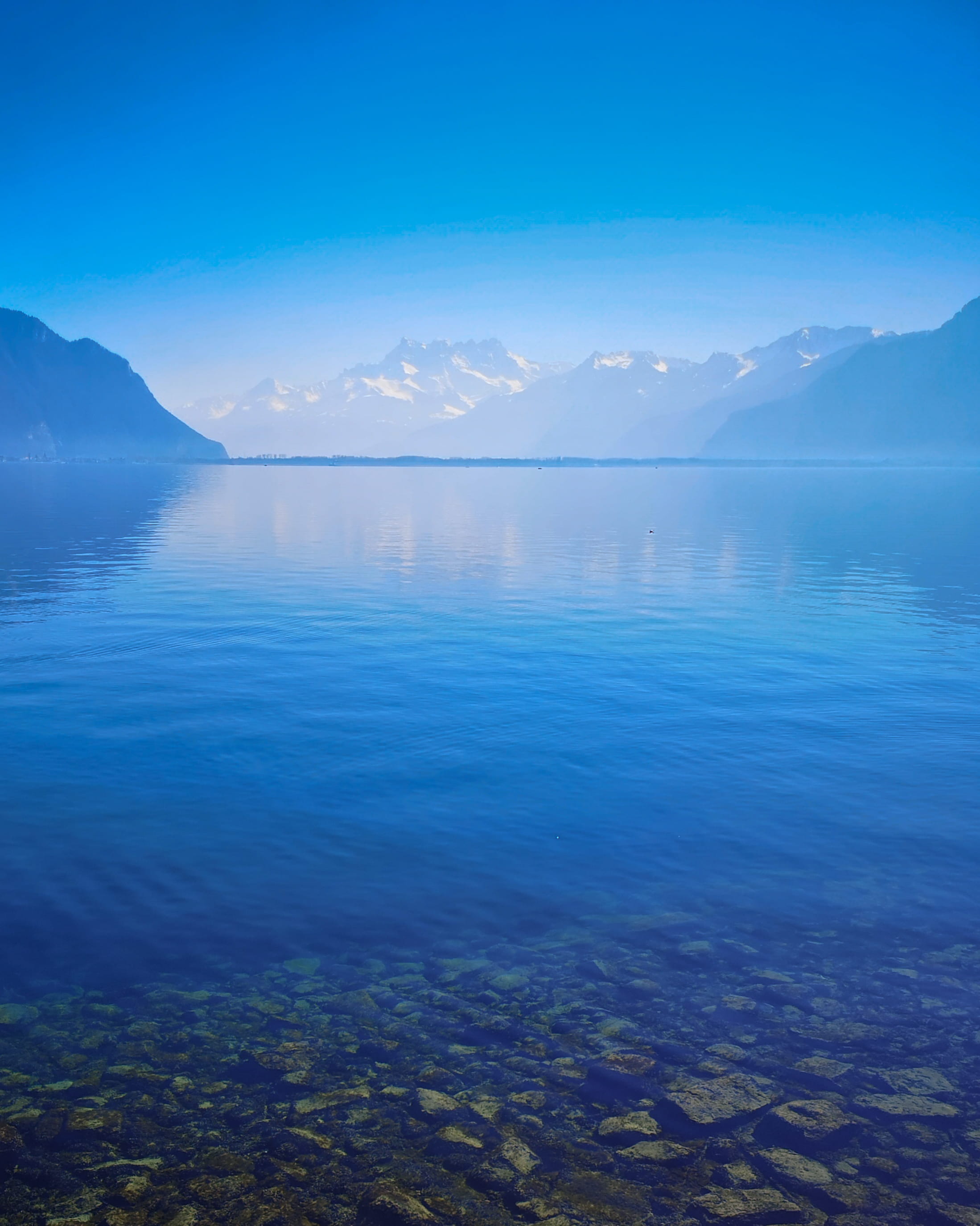 beauty in nature, sea, lake, body, panoramic, outdoors, 2K, mountain, mountain range, tranquil scene, snow, purity, switzerland, near, ocean, environment, Phone HD Wallpaper