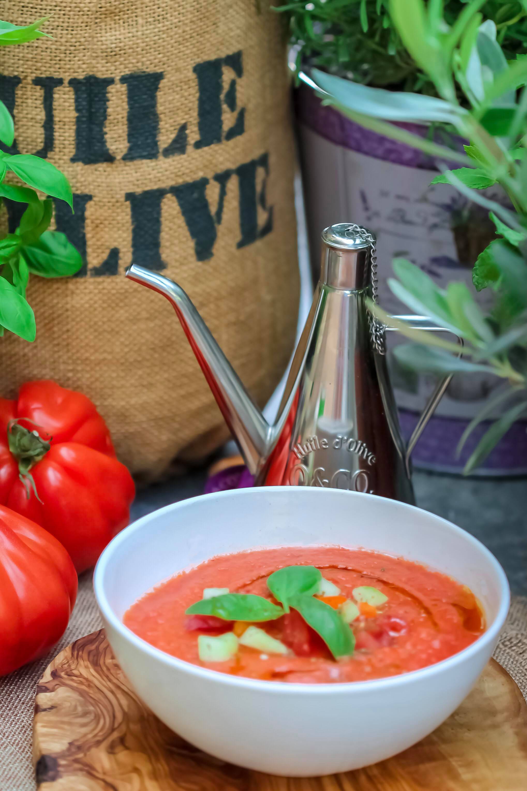 table, sauce, vegetable, ready-to-eat, tomato, garnish, plate, herb, food and drink, food, olive oil, spice, bottle, bowl, bag, switzerland, montreux, green, Phone HD Wallpaper