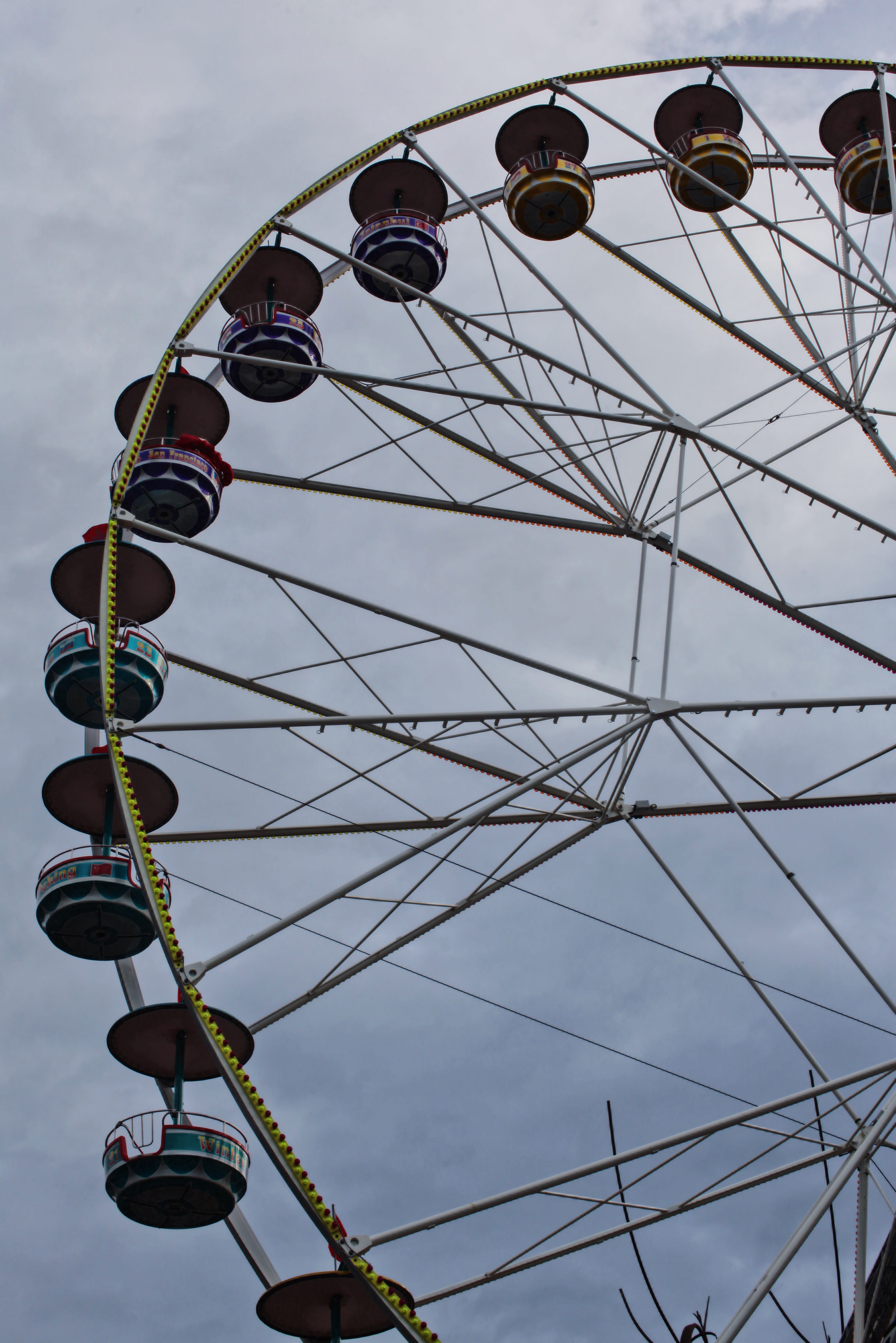 sky, wheel, amusement park, geometric shape, no people, outdoors, arts culture and entertainment, amusement park ride, activity, fairground, circle, shape, Phone HD Wallpaper