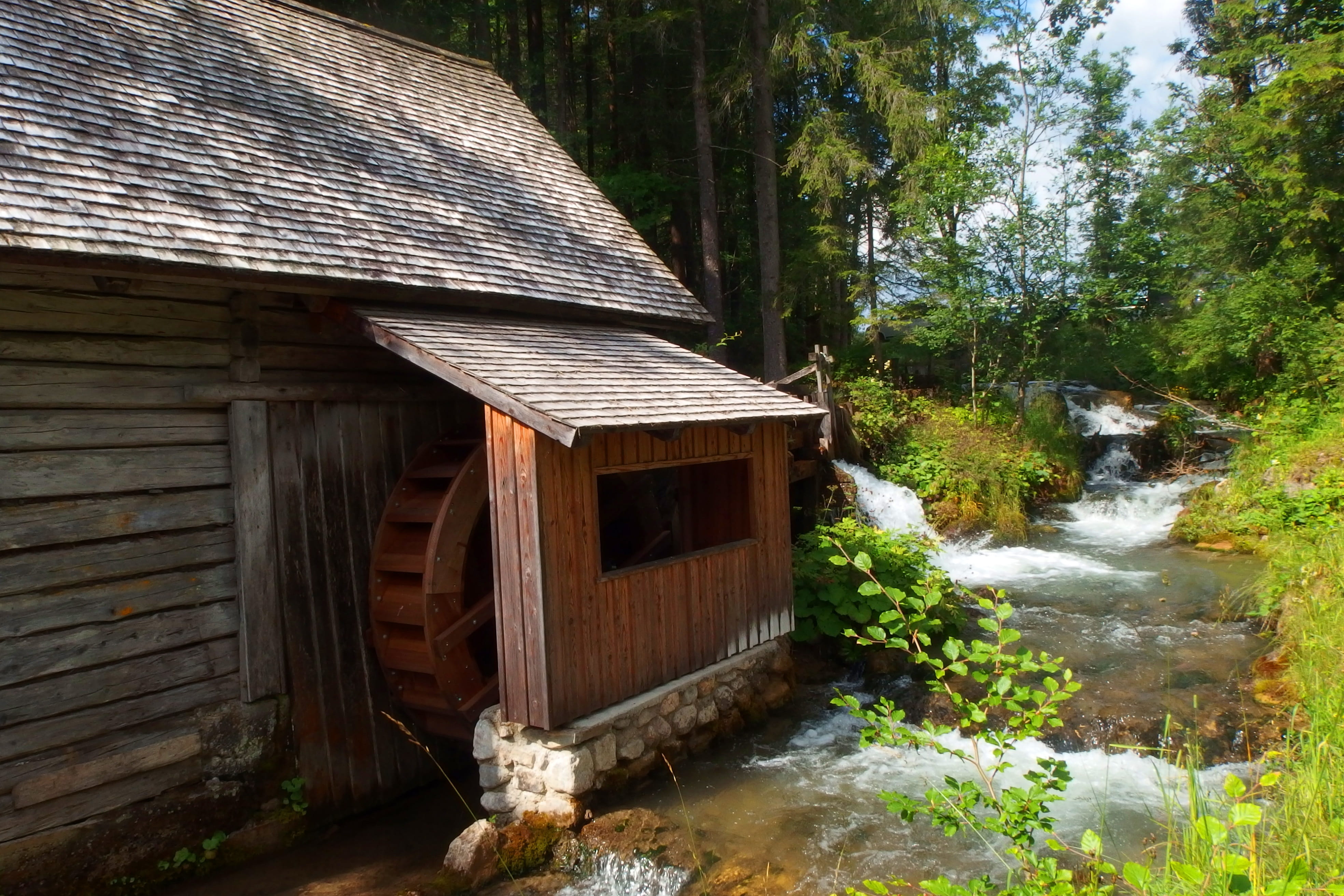 river, green, old, scenery, landscape, flowing water, forest, motion, flows, peace of mind, village, mill, building exterior, tourism, built structure, HD Wallpaper