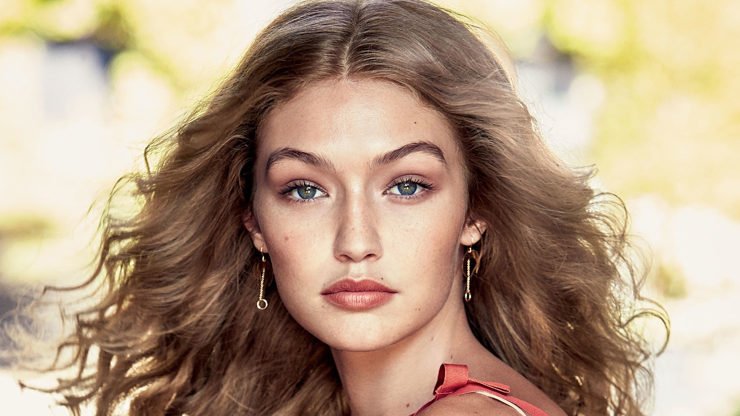 hairstyle, portrait, outdoors, adult, face, headshot, Gigi Hadid, women, beauty, fashion, young adult, celebrity, front view, curly hair, human body part, HD Wallpaper