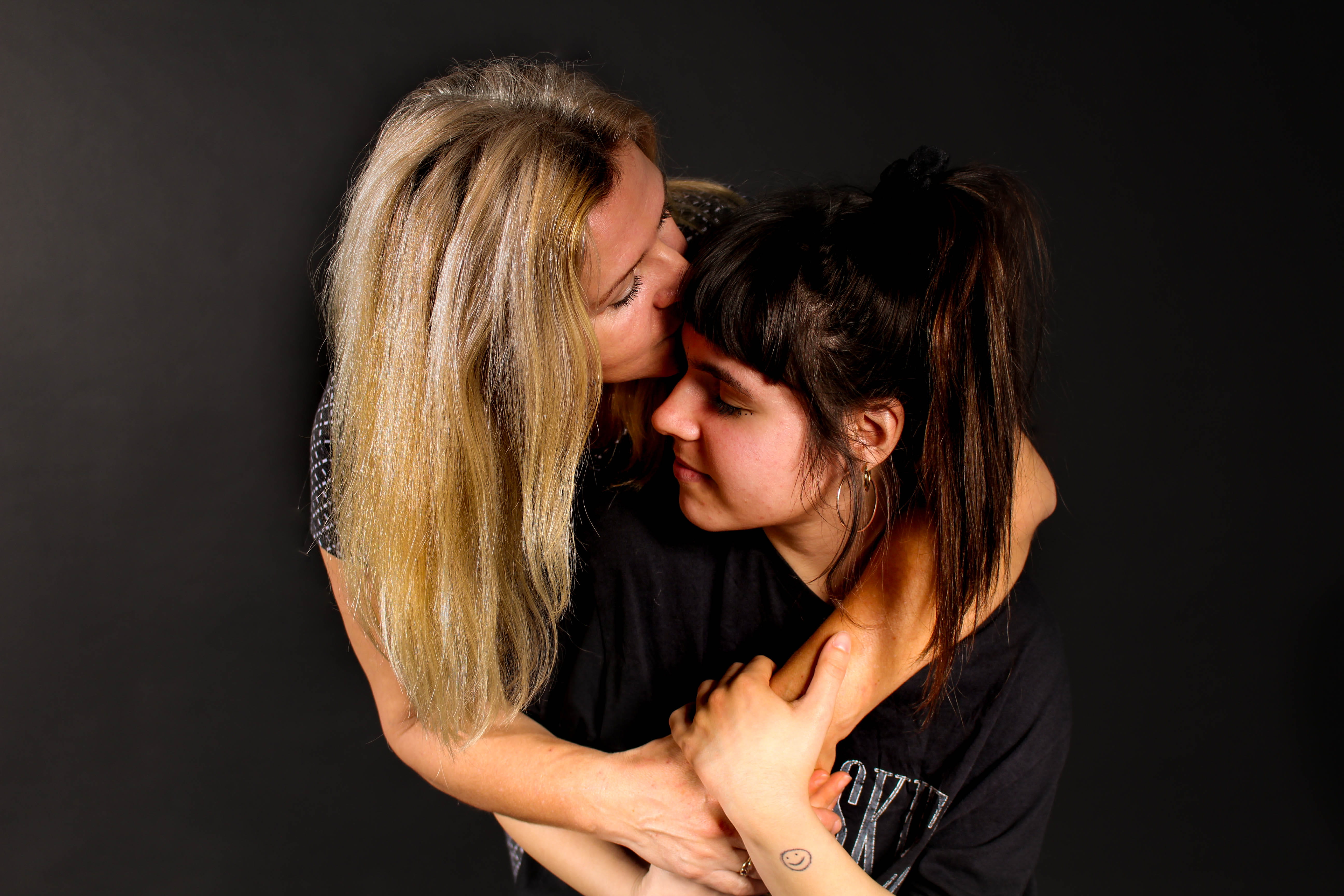 long hair, fashion, girl, woman, 5K, bonding, wear, studio shot, women, indoors, young adult, love, embrace, young women, dark, emotion, hairstyle, couple - relationship, HD Wallpaper