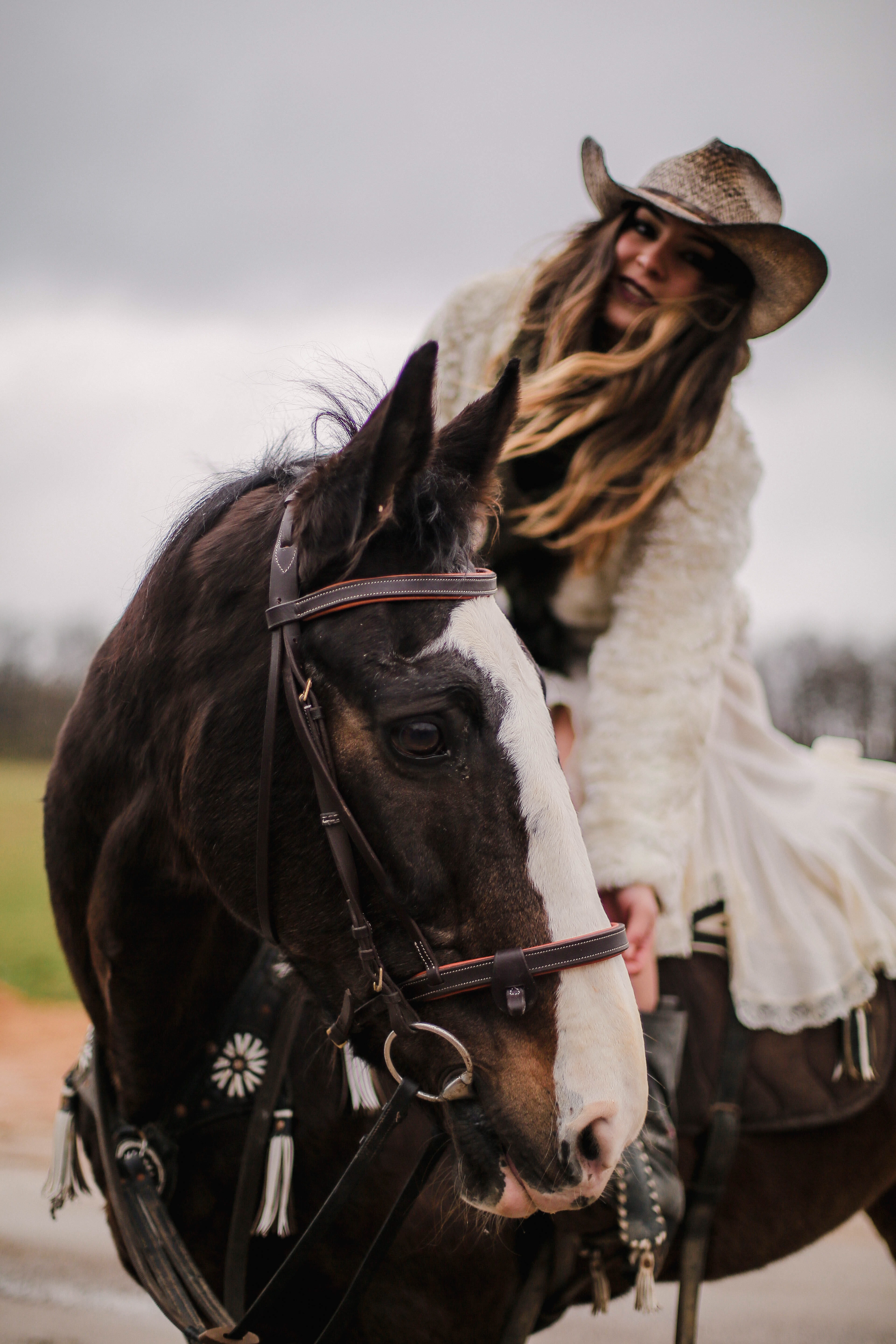 hat, outdoors, pony, bridle, pets, portrait, kurtaran, 5K, working animal, vertebrate, herbivorous, one animal, animal, l, female, reins, domestic, g, Phone HD Wallpaper