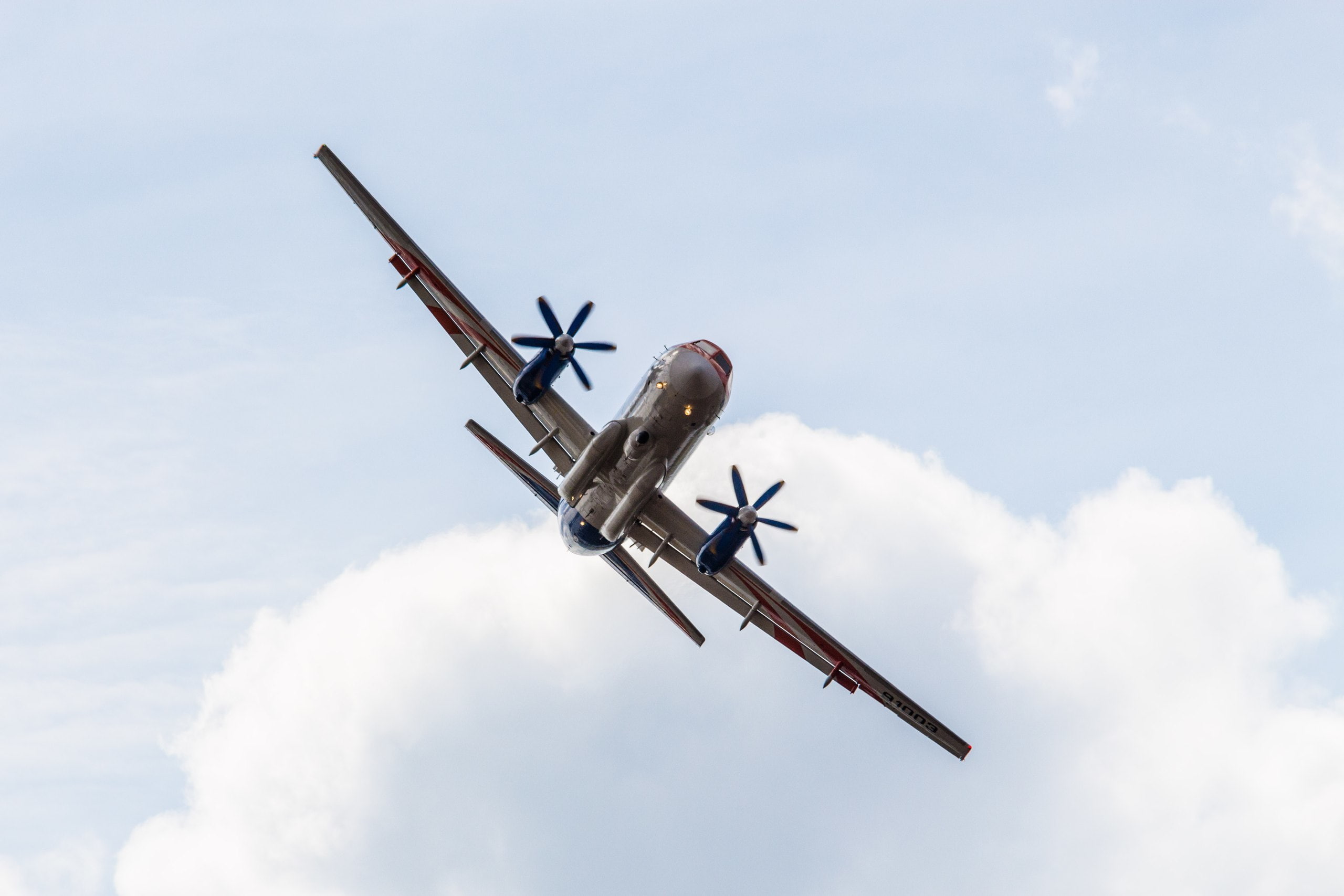 The Il-114, turn, The plane, Flying, 2K, speed, MAX, MAKS, The rise, height, Laboratory, Flight, Ilyushin, Passenger, 2015, HD Wallpaper