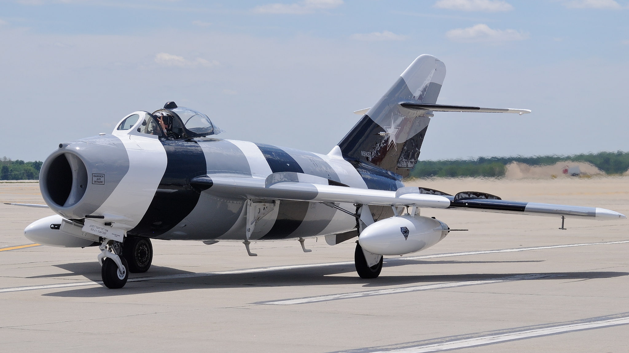 the airfield, The MiG-17, jet, fighter, 1080P, HD Wallpaper