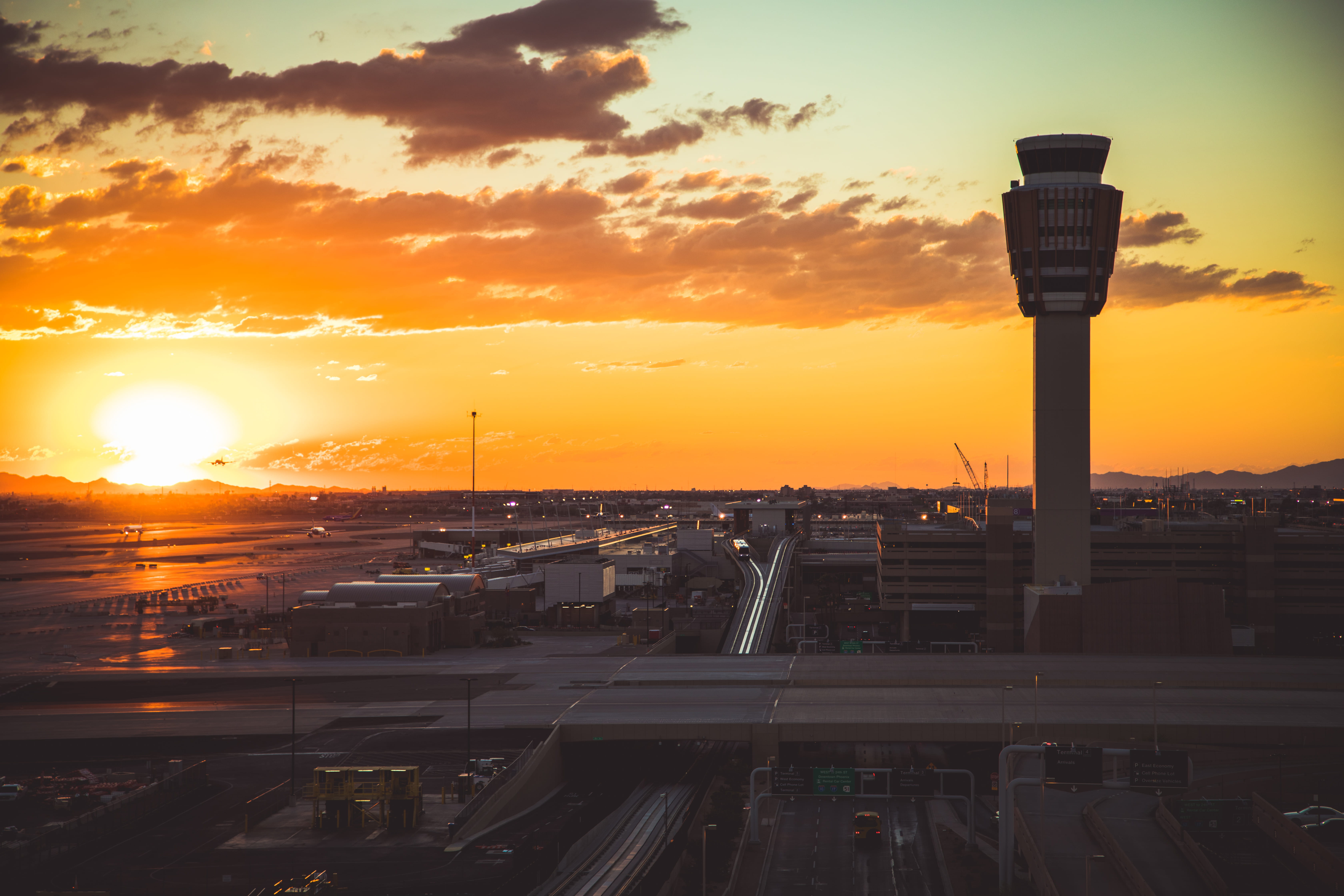 phoenix, 5K, building exterior, tower, street light, transportation, road, united states, sky, built structure, architecture, no people, cloud - sky, sunset, HD Wallpaper