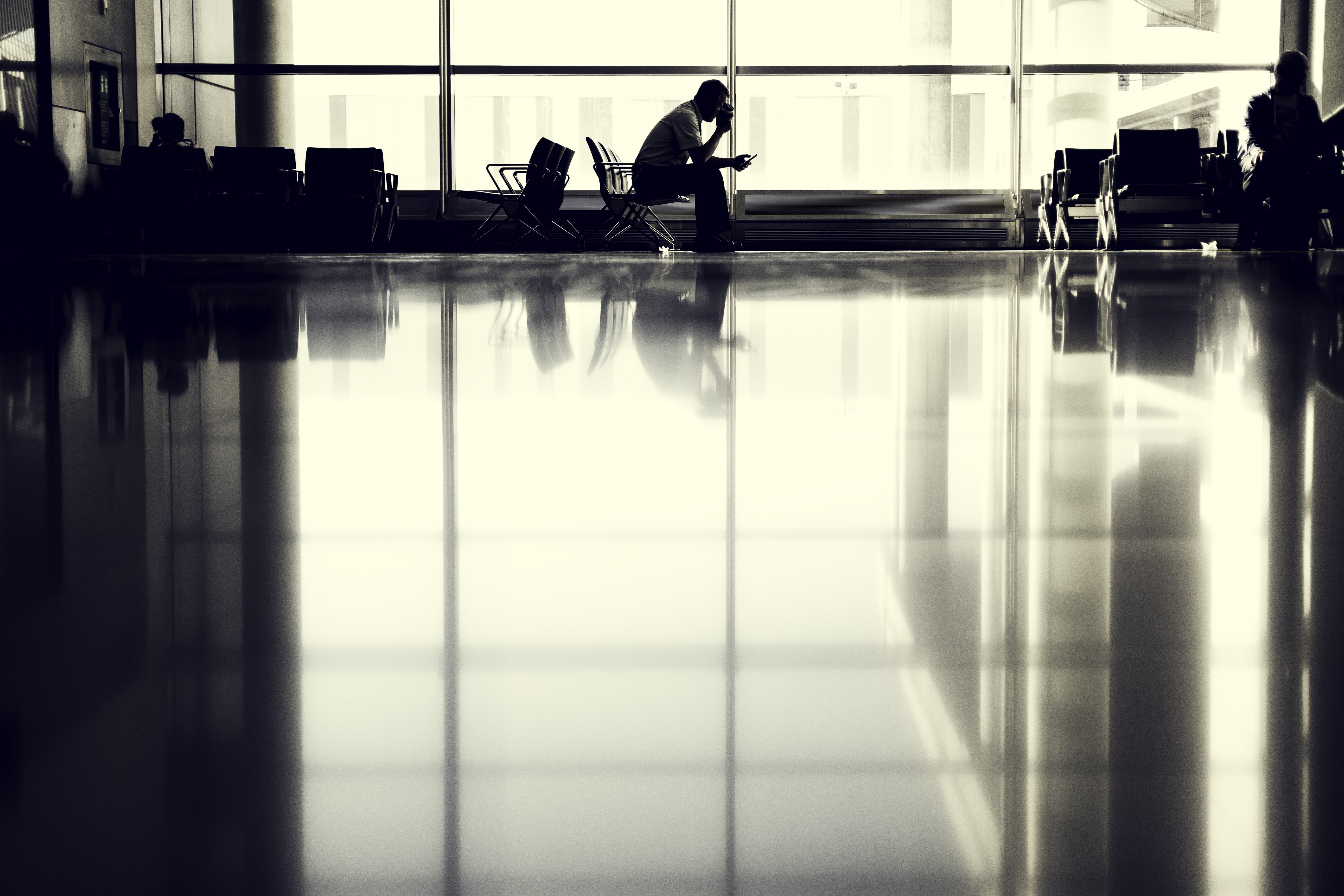 business, architecture, day, window, lifestyles, flooring, women, passengers, real people, journey, urban, full length, sitting, waiting, airport terminal, HD Wallpaper