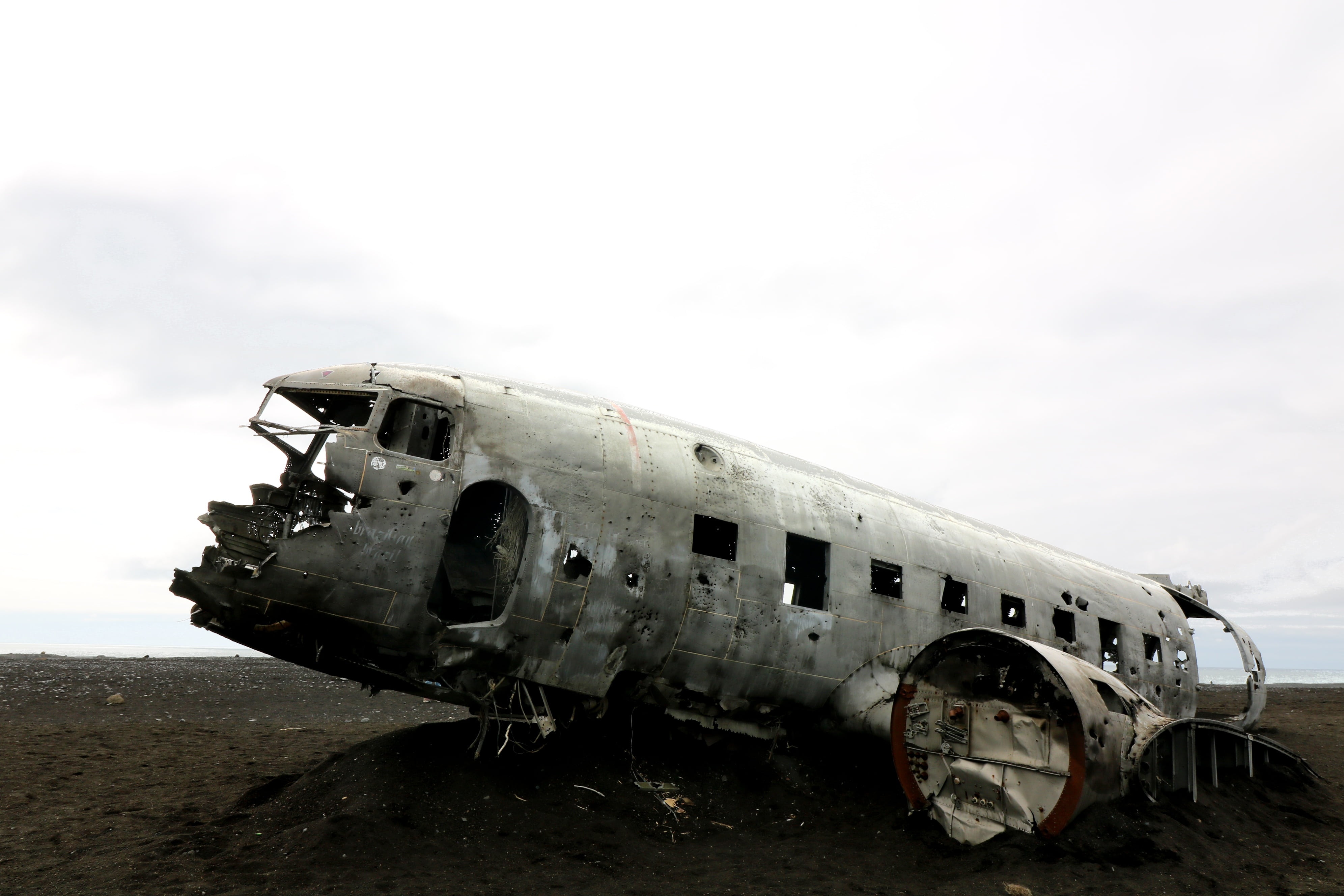 abandoned, air vehicle, airbus, old, deterioration, 4K, beach, sky, passenger aircraft, aircraft, plane crash, accidents and disasters, obsolete, nature, HD Wallpaper
