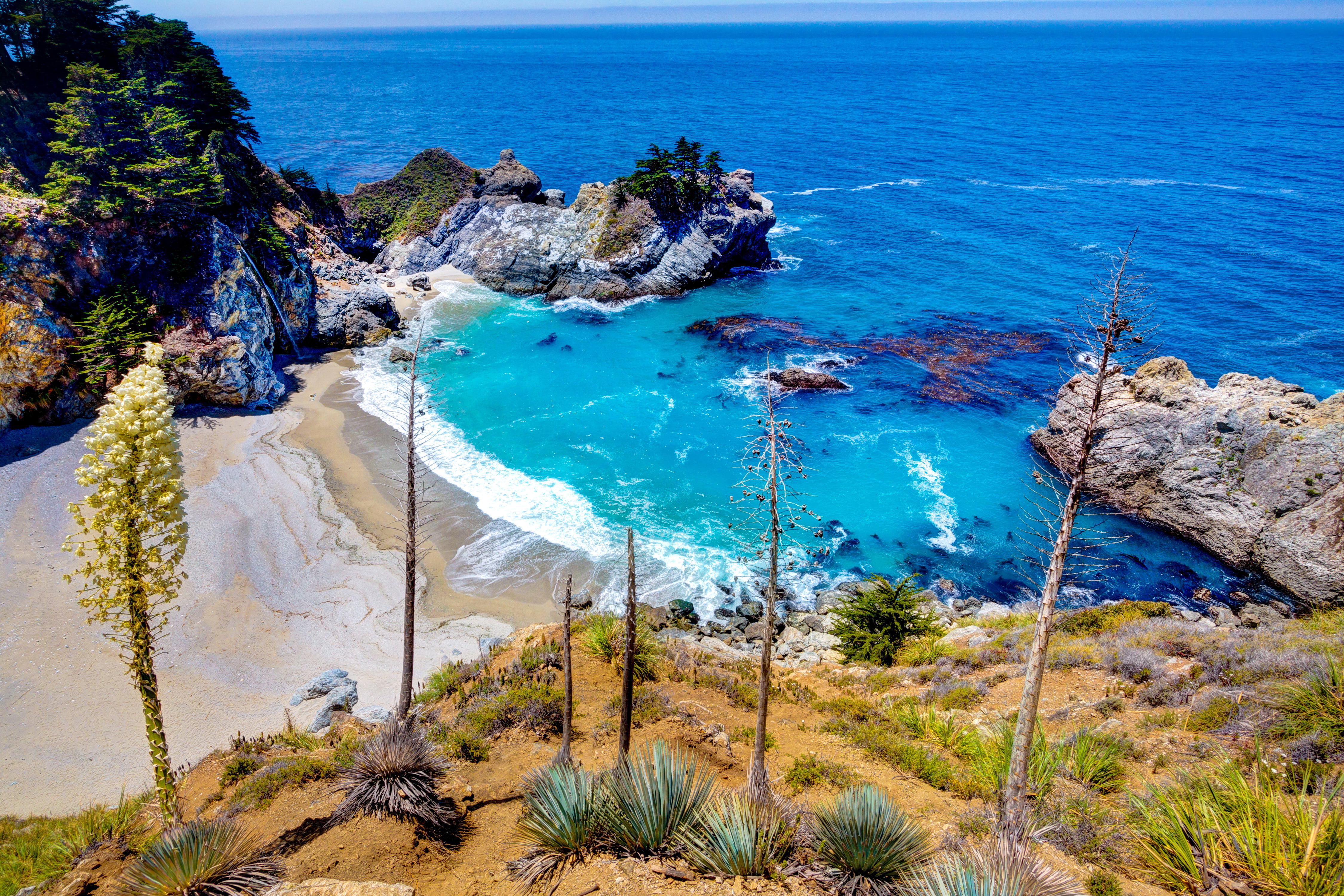 day, nature, rock - object, land, Julia Pfeiffer Burns State Park, horizon over water, sea, Sunny, The Pacific ocean, water, Bay, idyllic, sand, turquoise colored, HD Wallpaper
