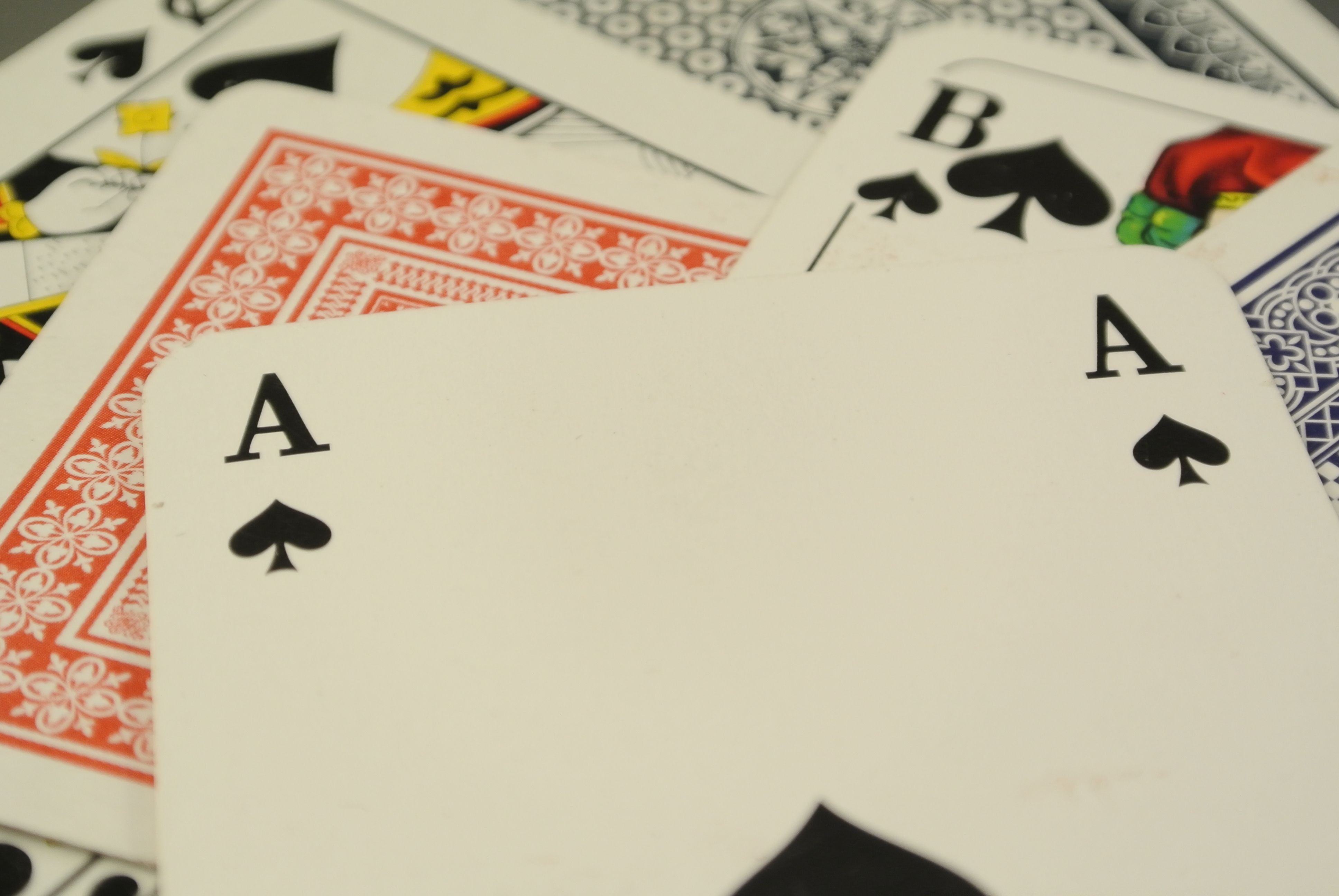 ace, communication, arts culture and entertainment, text, leisure activity, copy space, indoors, luck, opportunity, full frame, relaxation, pik, cards, HD Wallpaper