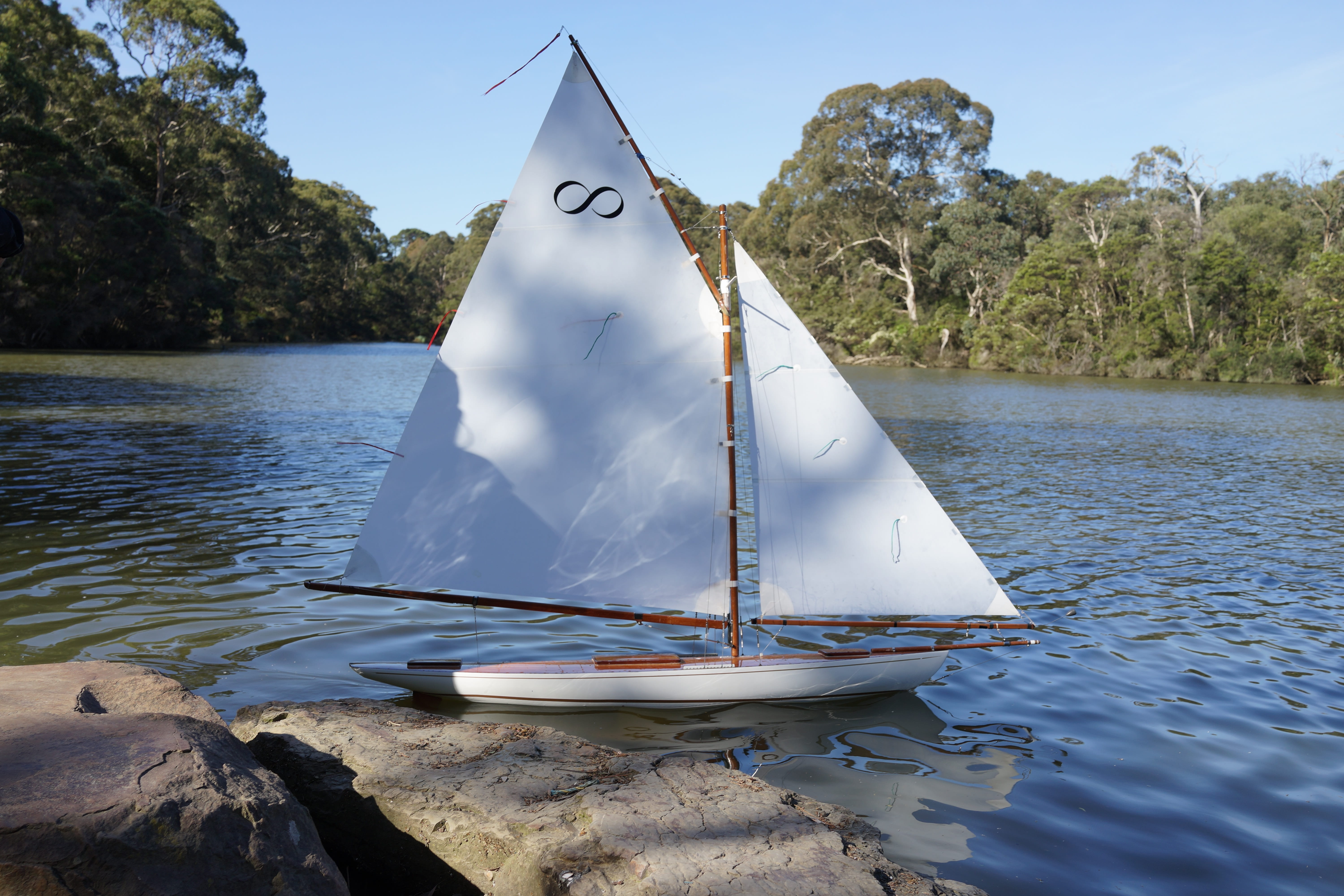 tree, hobby boats, mast, 5K, yacht, placid lake, recreational boat, model, controlled, transportation, leisure, small, day, nautical vessel, yachting, HD Wallpaper