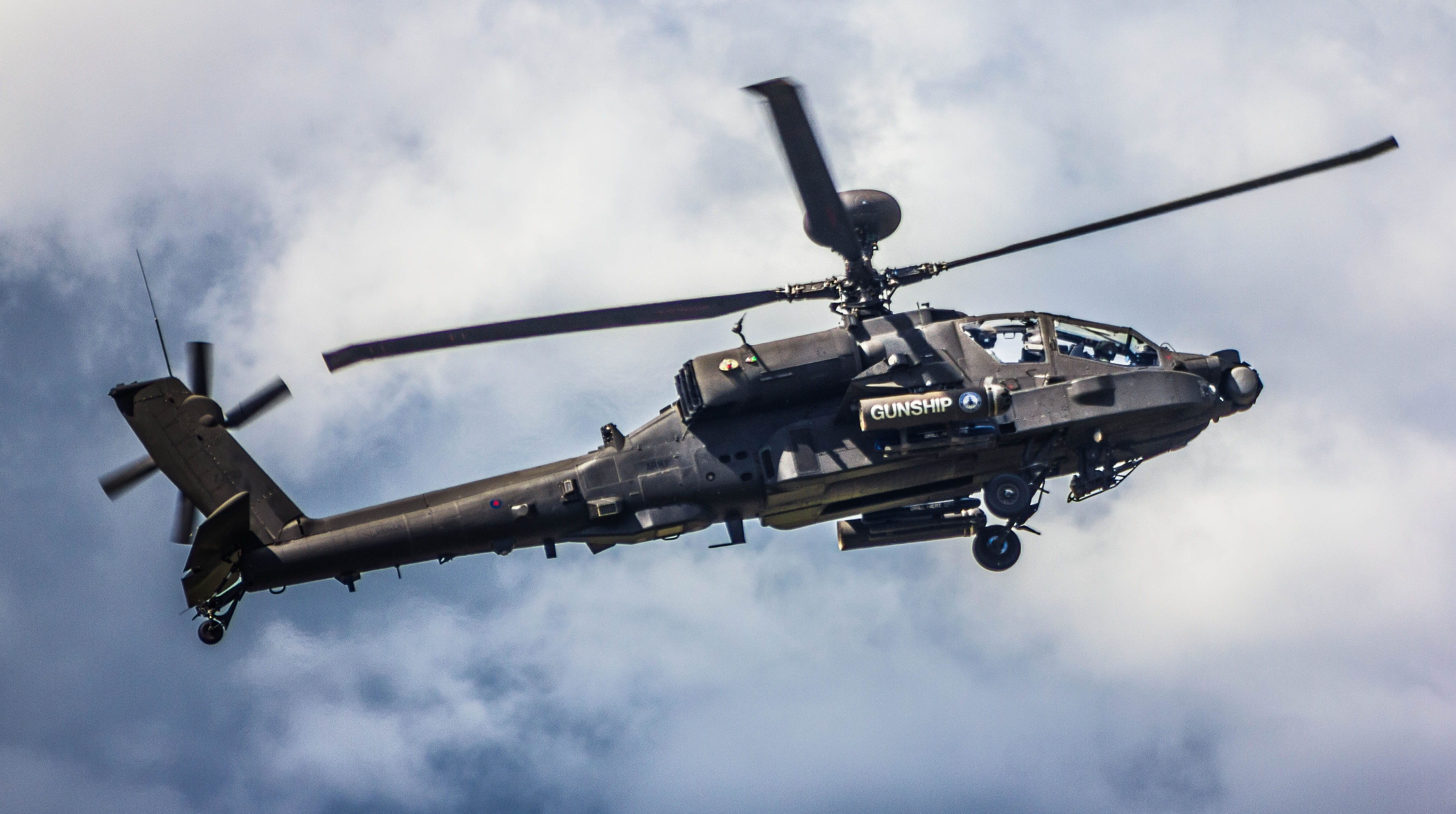 army, air vehicle, helicopter, farnborough airport, armed forces, farnborough, cibi chakravarthi, plane, outdoors, gun, 4K, cloud - sky, chakravarthi, HD Wallpaper