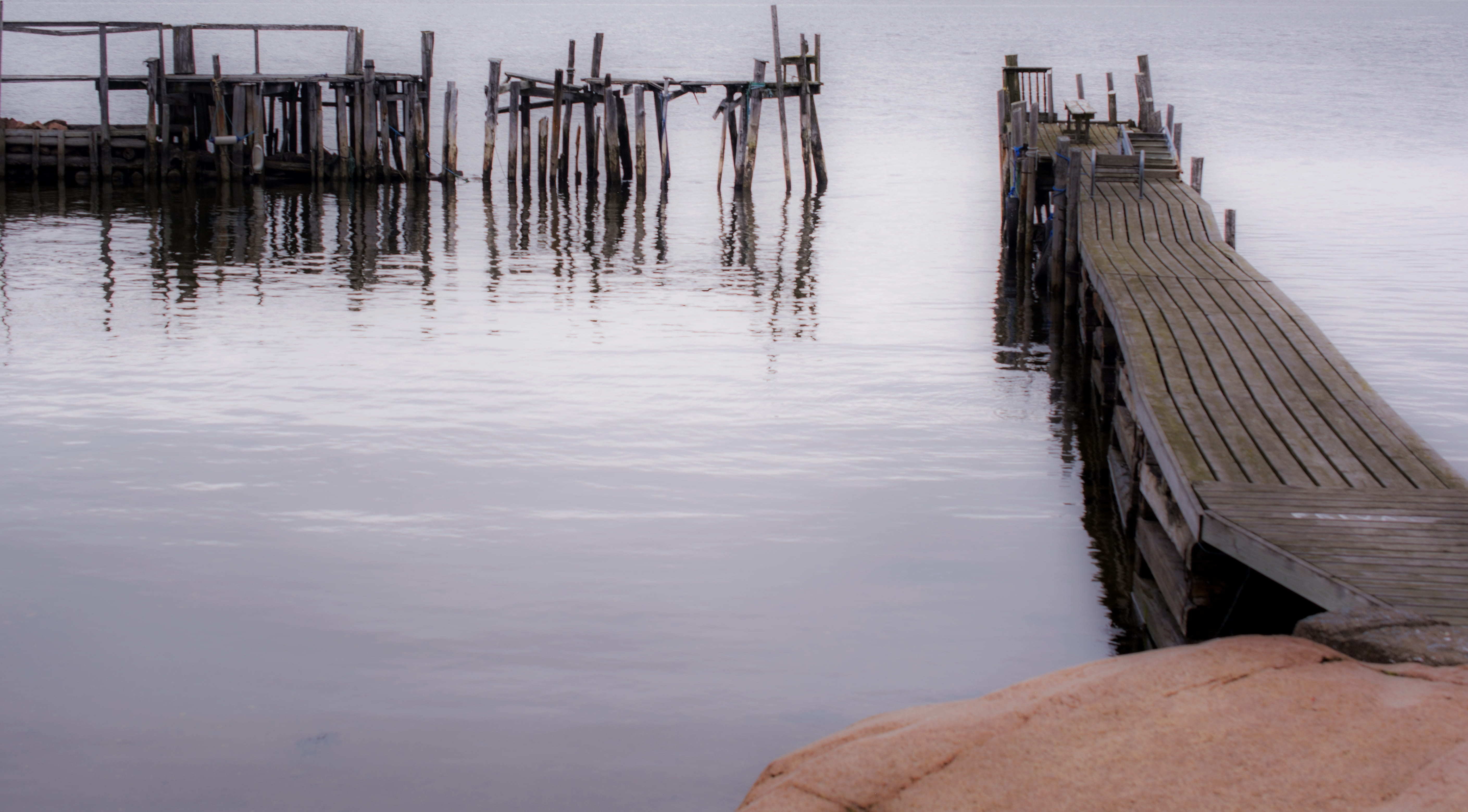 mediterranean, boat, outdoors, 5K, damaged, post, coastline, vacation, nature, built structure, pier, tranquil scene, summer, destination, Ocean, bay, HD Wallpaper