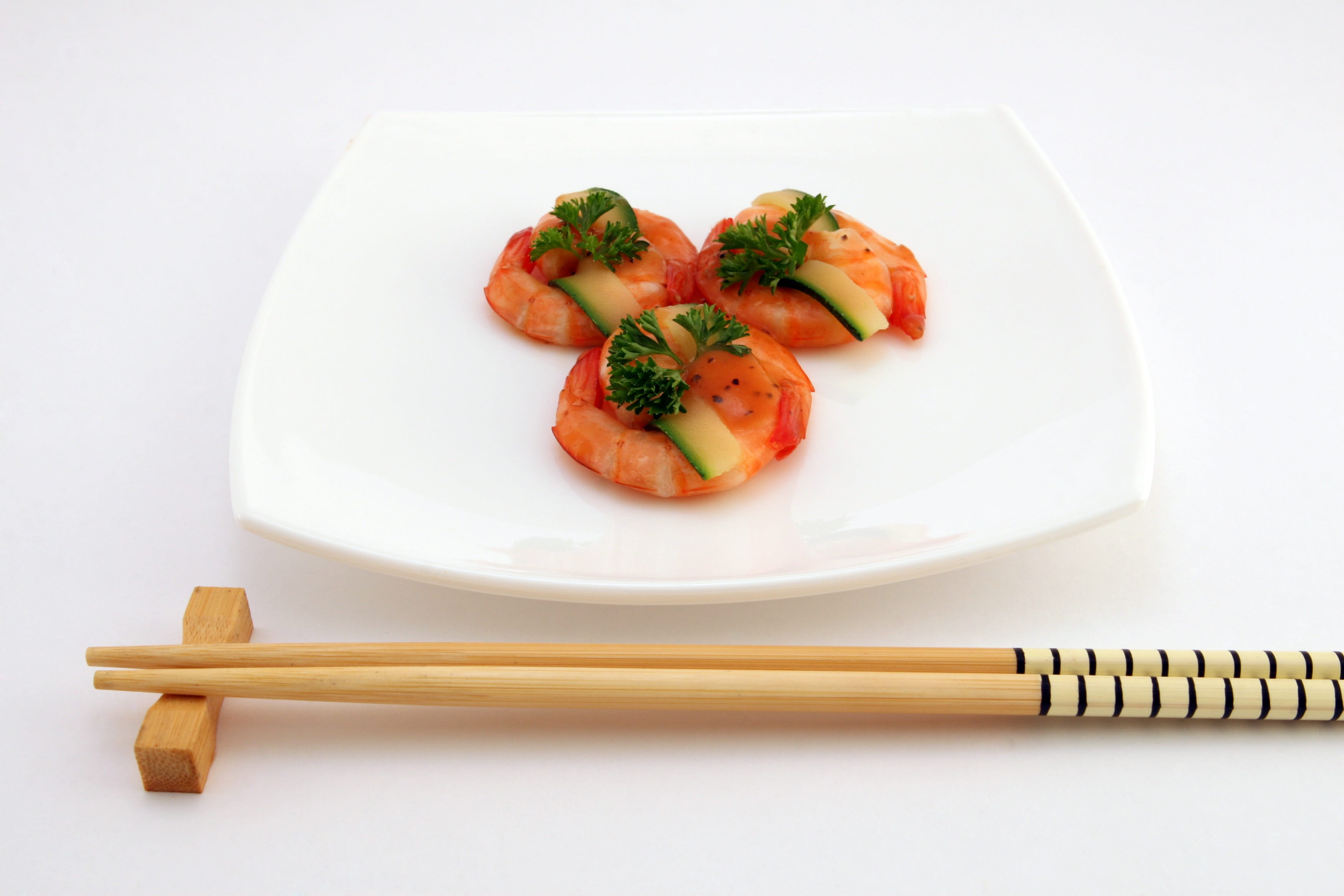 nourishing, seafood, diet, shrimps, protein, indoors, tomato, chop sticks, food and drink, broiled, meat, weight, dinner, copy space, kitchen utensil, restaurant, HD Wallpaper