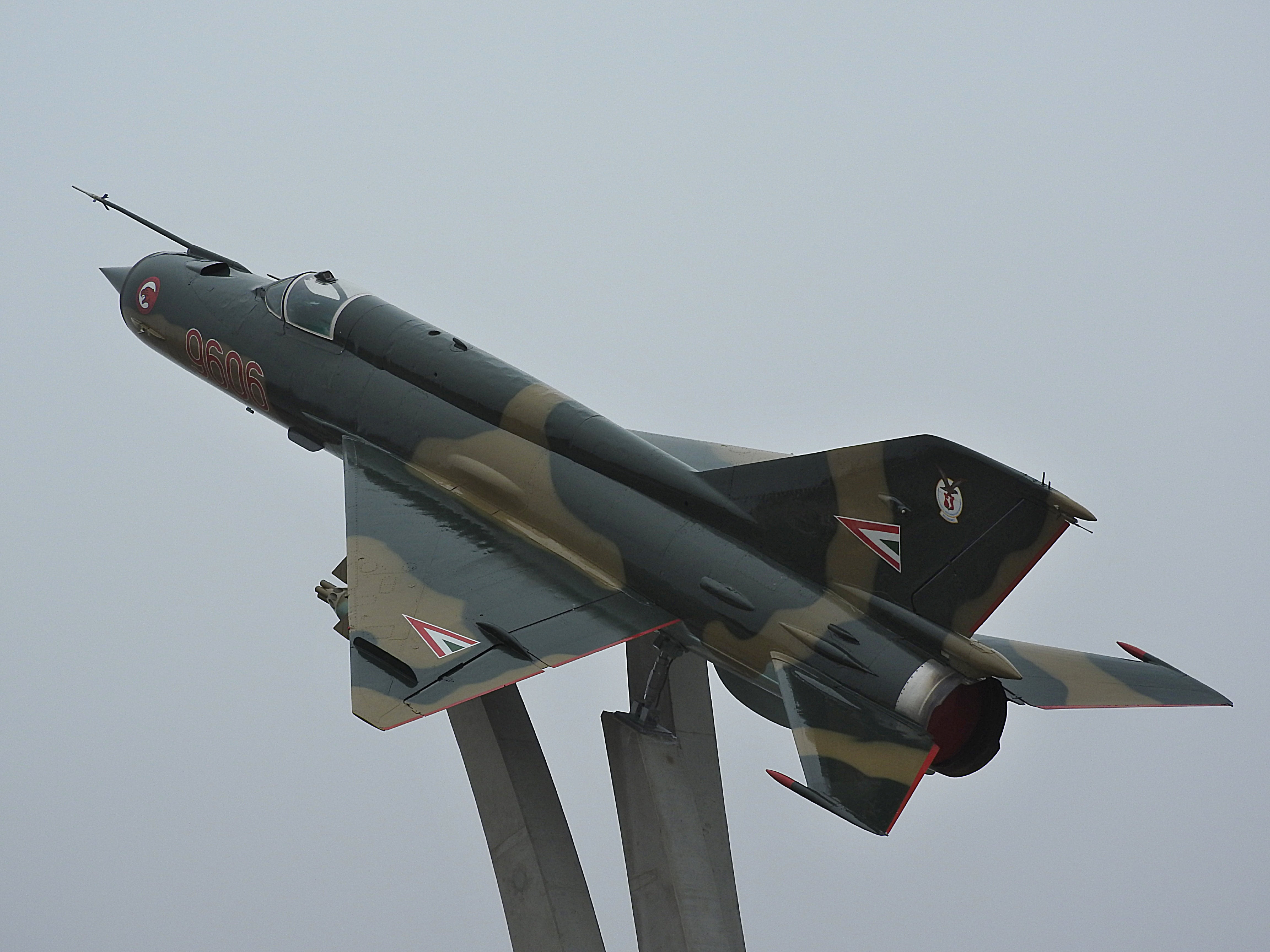 day, outdoors, 4K, government, air vehicle, flying, conflict, nature, plane, airplane, sky, aerospace industry, hungarian air force, fighter aircraft, HD Wallpaper