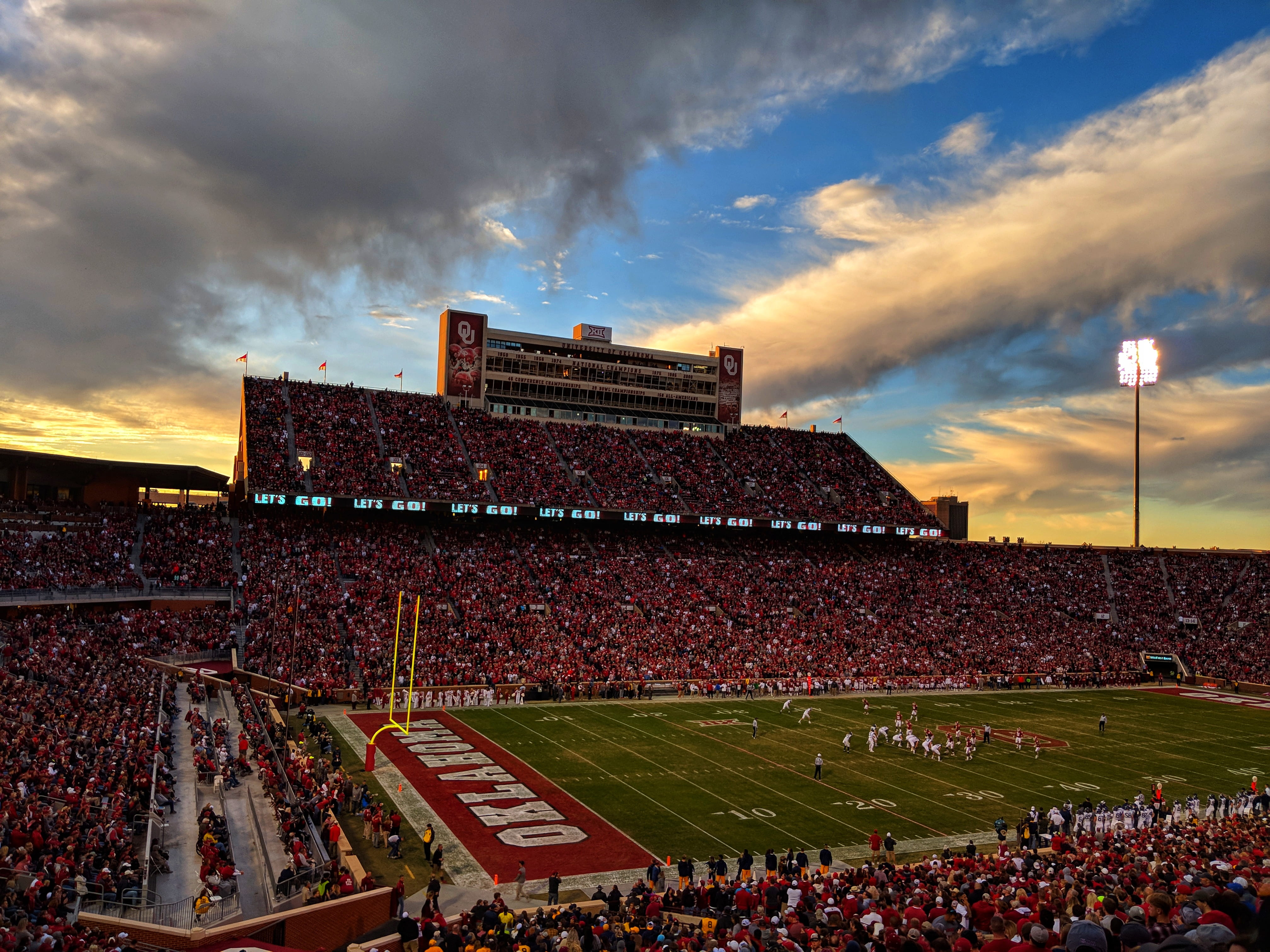 football, stadium, competition, sport, nature, architecture, excitement, looking, high angle view, game, cloud - sky, attending, group, soccer, soccer field, HD Wallpaper