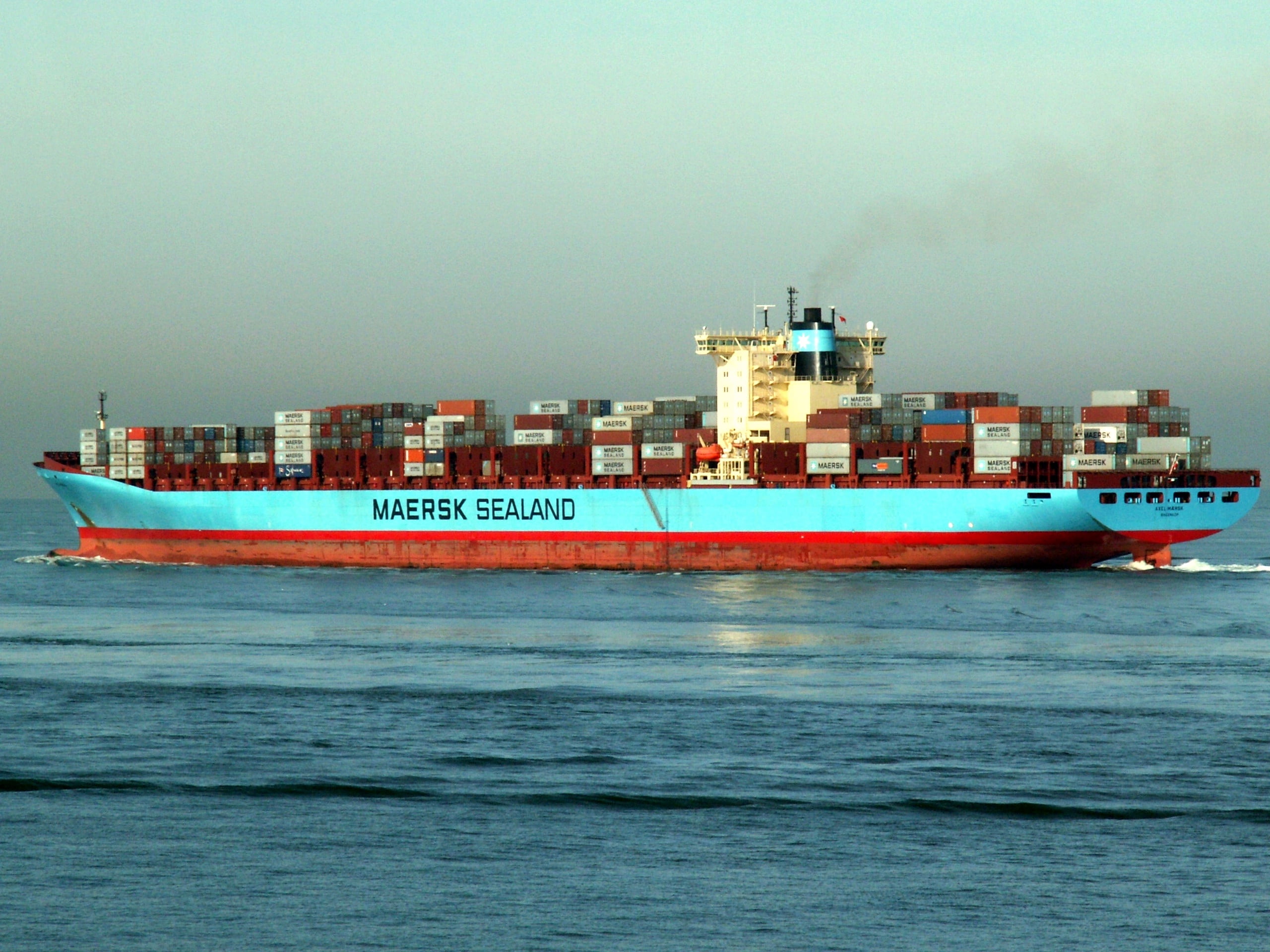 no people, maersk, offshore, port, architecture, shipping, cargo, logistic, freight transportation, trading, cargo container, commerce, nautical vessel, HD Wallpaper
