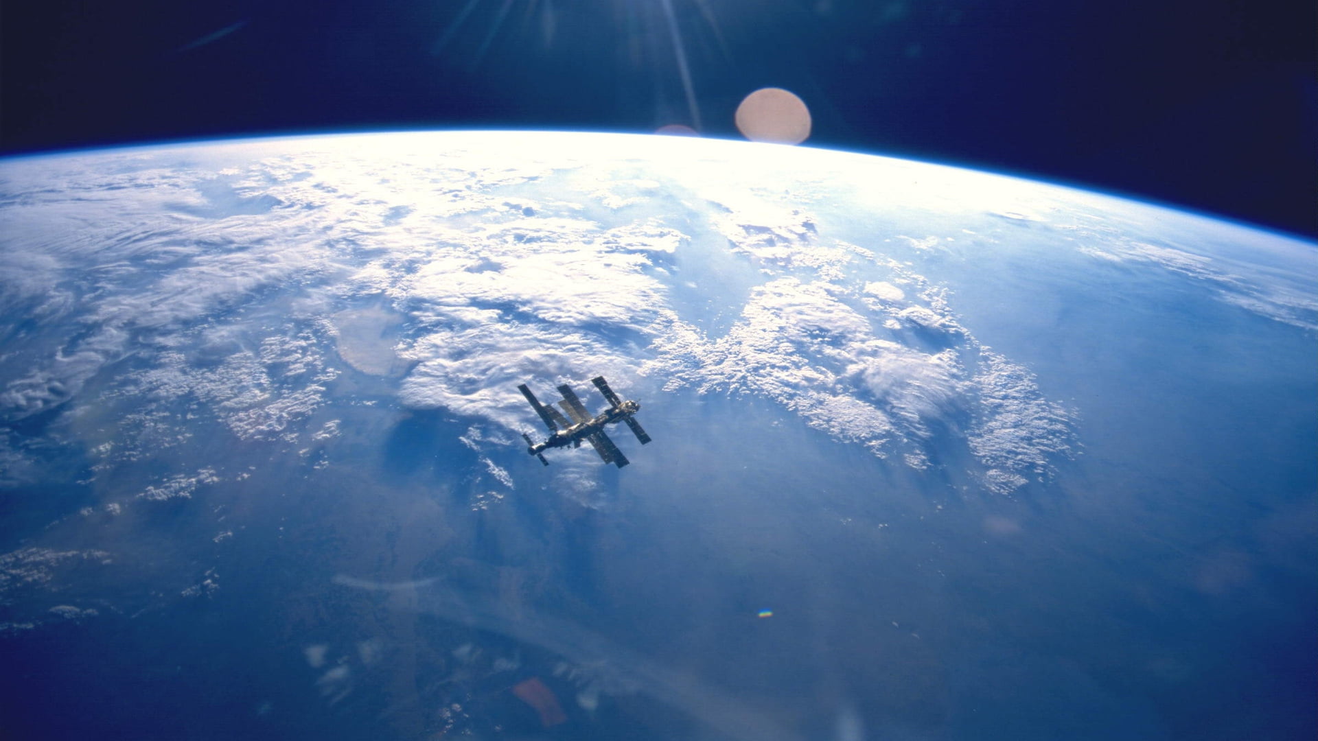 horizon, space, sunny, people, overcast, light, climate, astronomy, clear, cloud - sky, backgrounds, azure, cloudy, day, nobody, satellite view, sun, exploration, HD Wallpaper