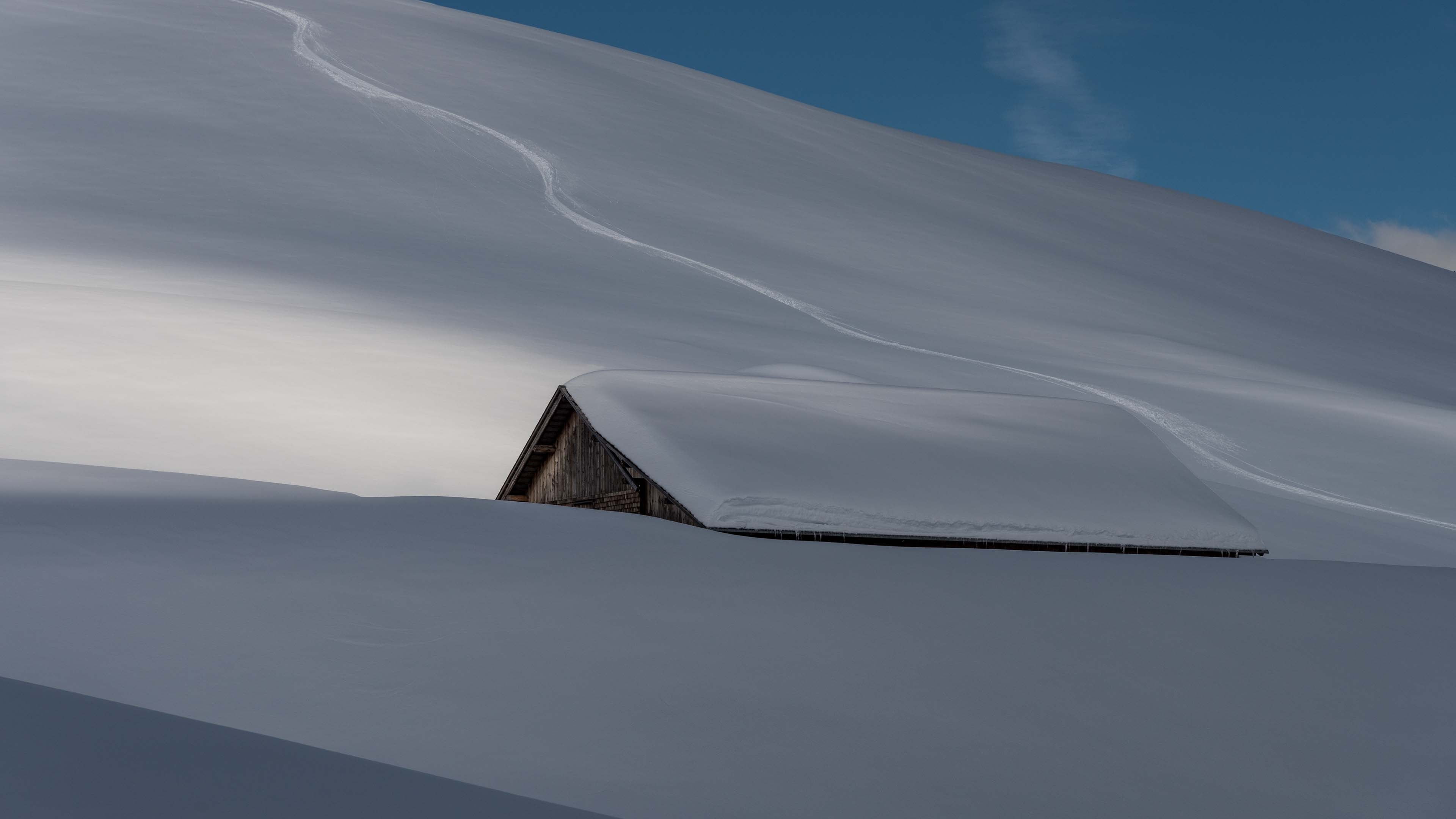 built structure, travel, life, beauty in nature, sky, scenics - nature, airfoil, outdoors, 4K, day, architecture, environment, device, wing, mountain, HD Wallpaper