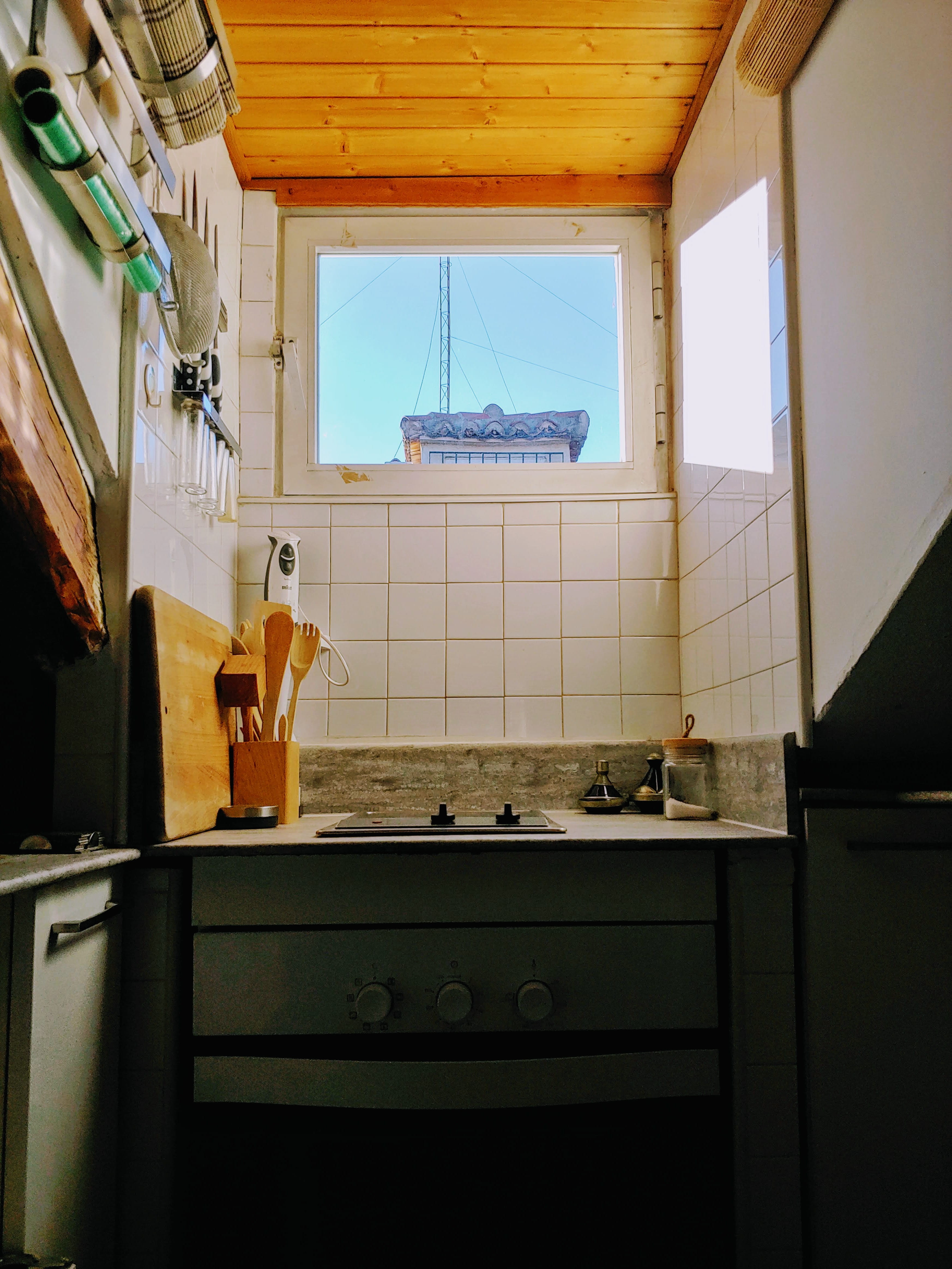 nature, oven, domestic room, household equipment, gas, built structure, glass - material, 4K, no people, white, home, day, absence, machinery, indoors, Phone HD Wallpaper