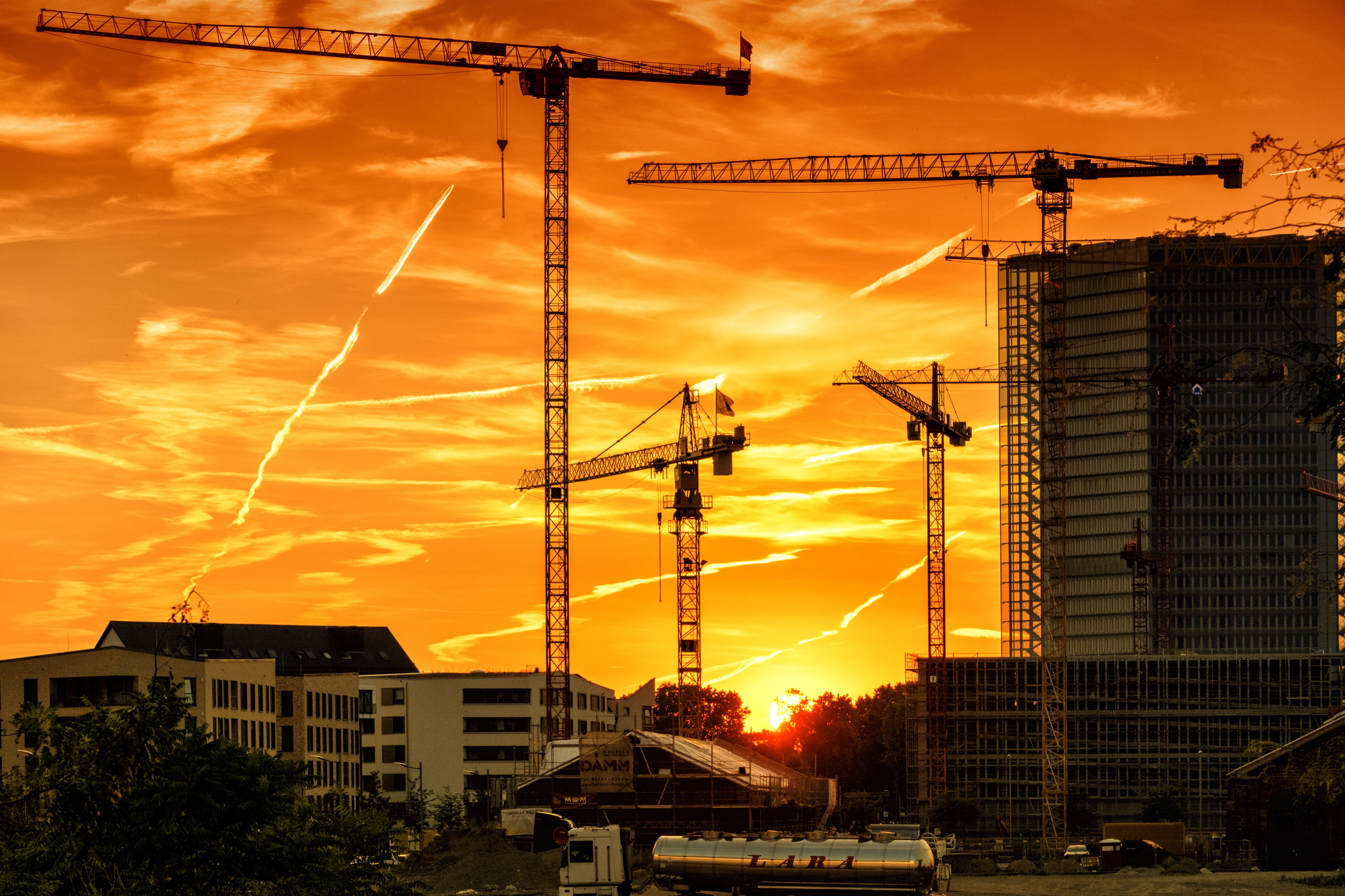 orange color, industry, sunlight, building exterior, nature, city, construction, house, baukran, development, built structure, construction equipment, no people, HD Wallpaper