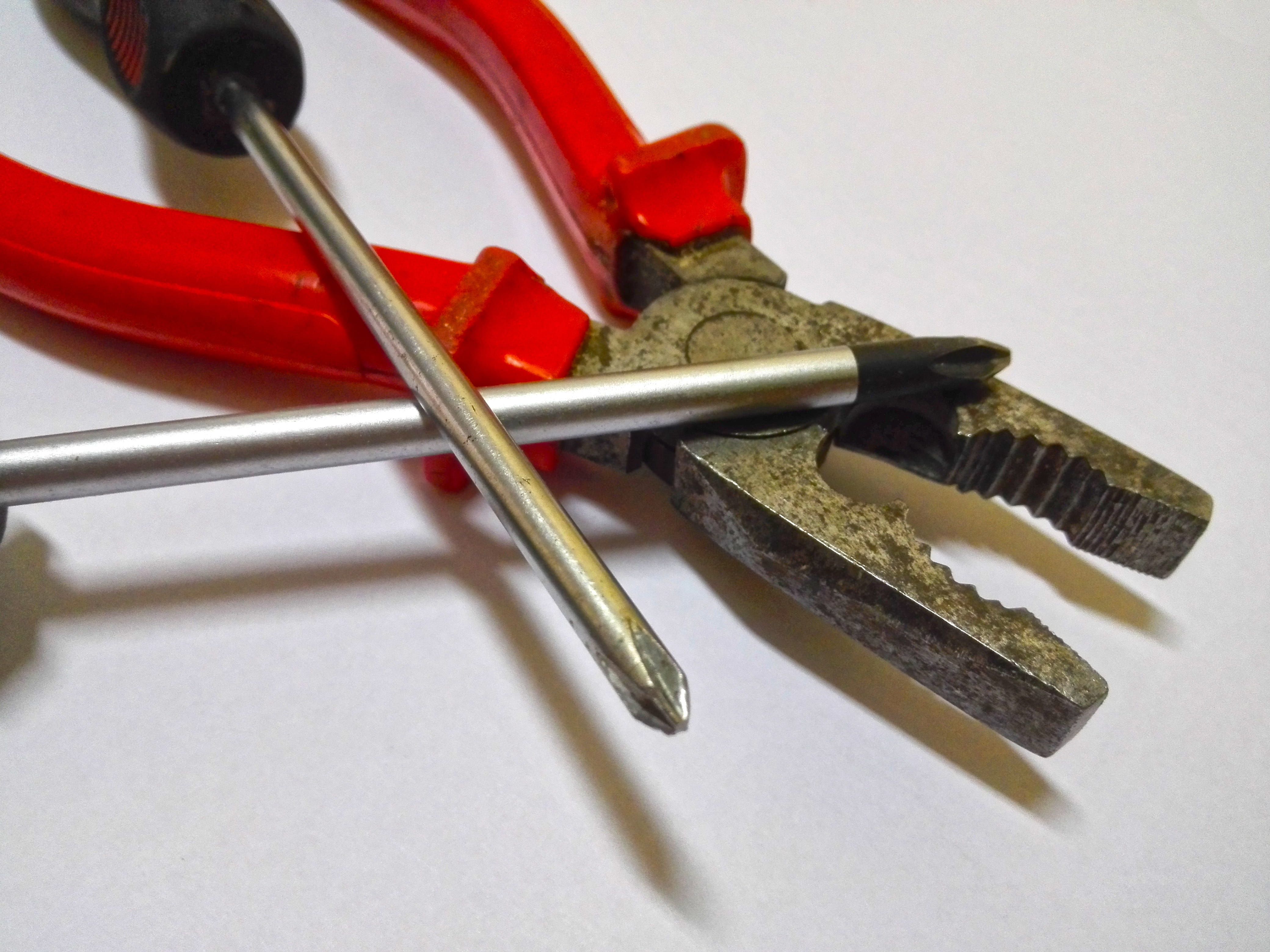 wealth, red, sport, combination pliers, work, repair, selective focus, luxury, pincers, still life, transportation, equipment, handle, tools, screwdriver, HD Wallpaper