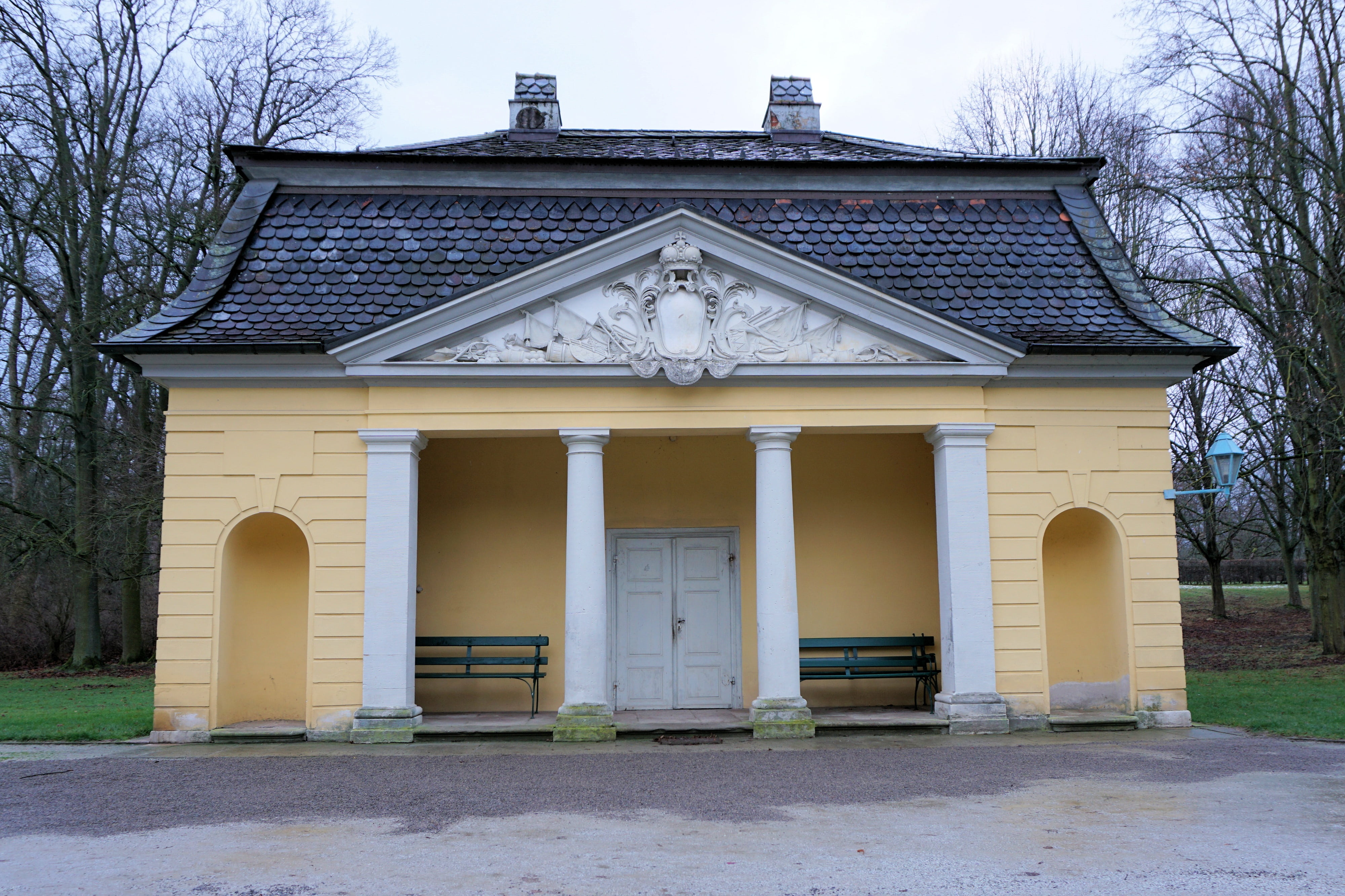 castle, door, entrance, garage, pediment, residential district, property, building exterior, facade, bare tree, home, 4K, nature, day, architecture, annex, HD Wallpaper