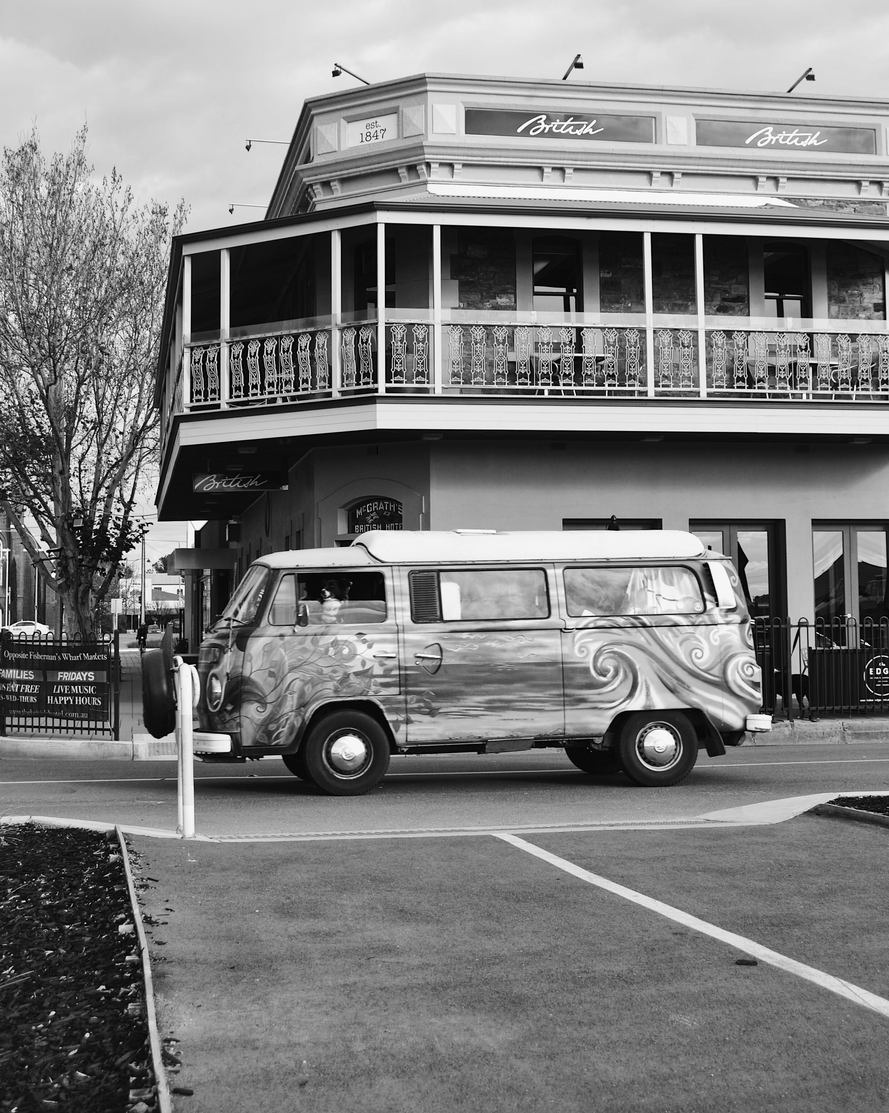 british hotel port adelaide, sign, built structure, kombi, no people, street, mode of transportation, its port adelaide, vw, public transportation, travel, Phone HD Wallpaper