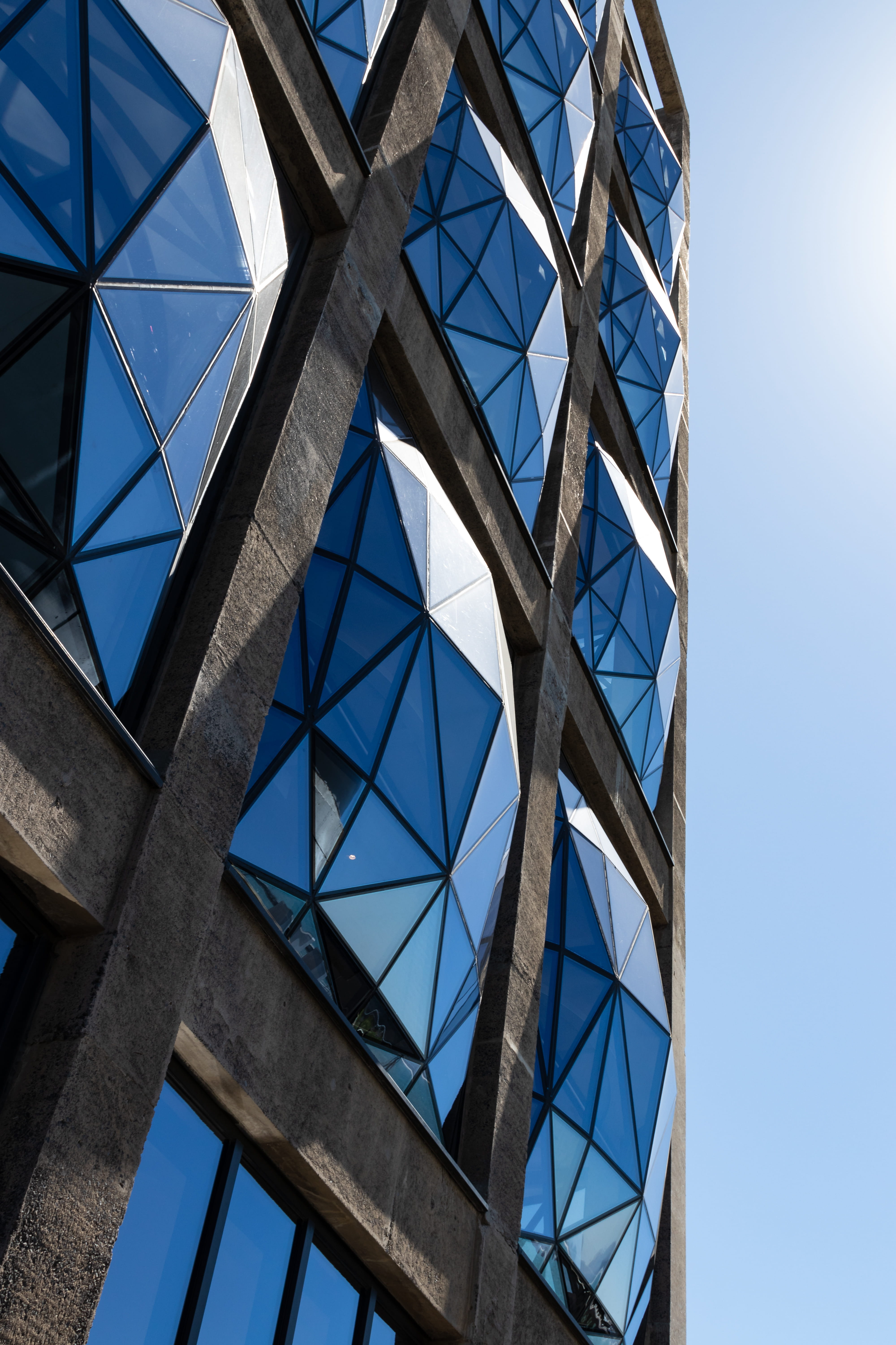connection, sunlight, blue, architecture, day, no people, south africa, technology, cape town, outdoors, design, clear sky, building exterior, pattern, Phone HD Wallpaper