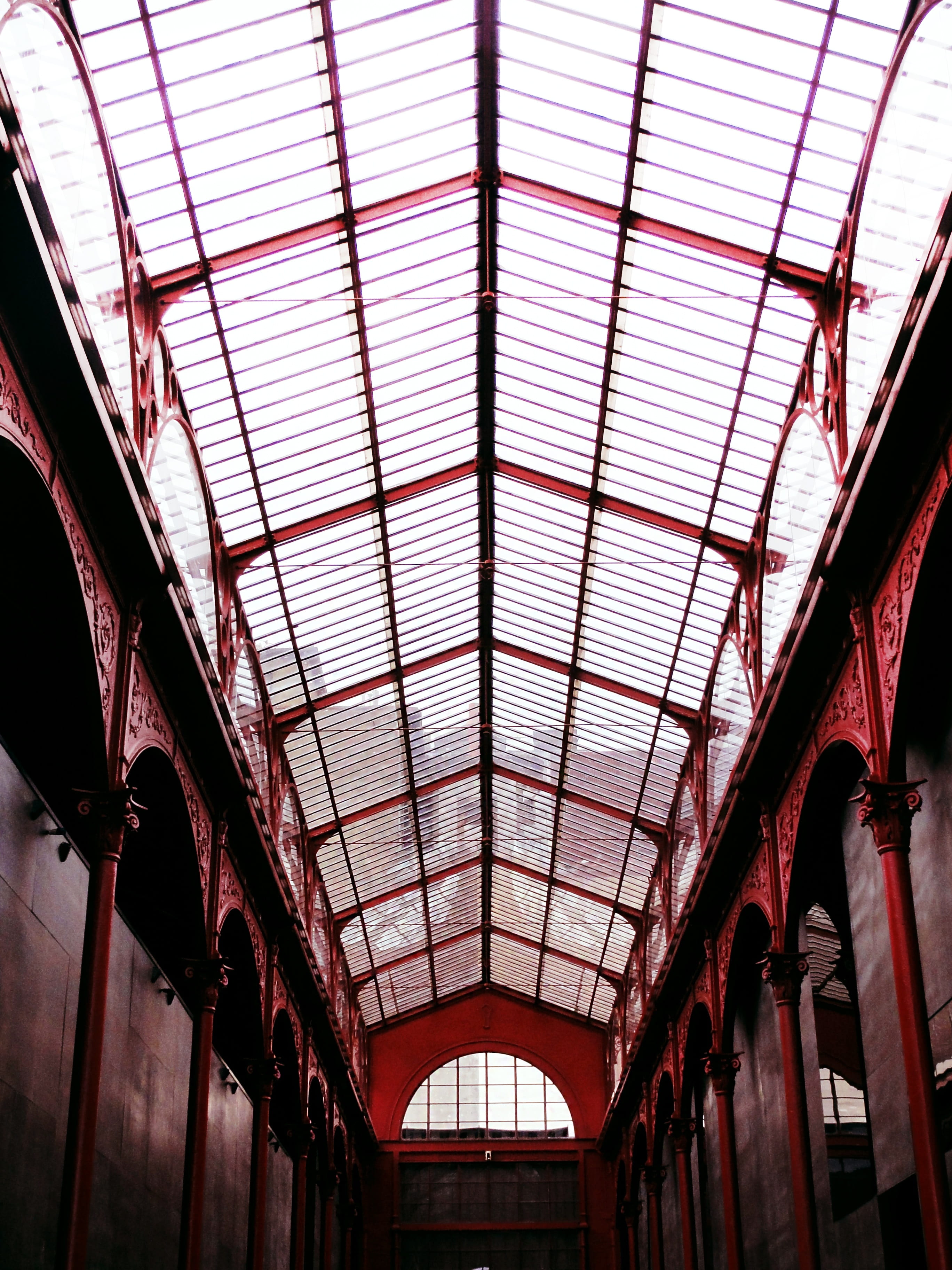 old market hall, skylight, roof, metal, red, arch, ceiling, portugal, perspective, low angle view, no people, railroad station, architecture, day, lighting equipment, Phone HD Wallpaper