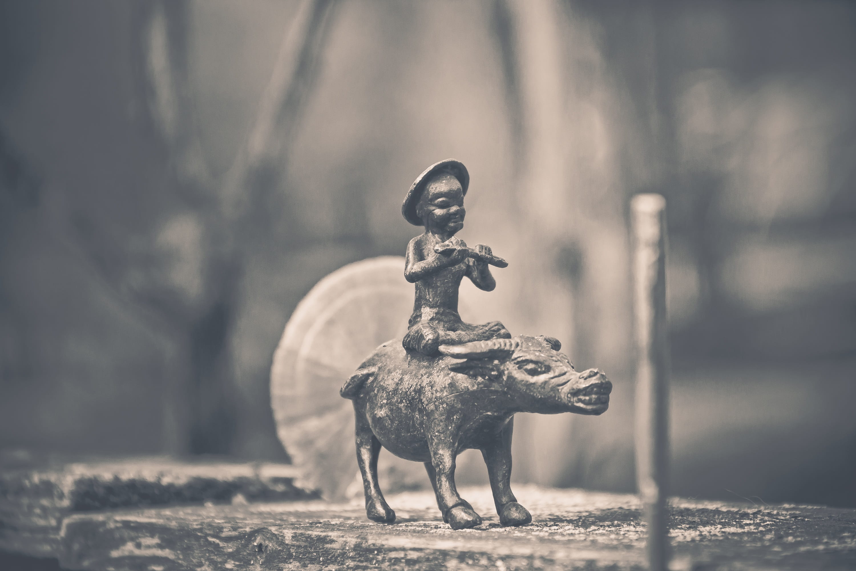 silhouette, rider, craft, symbol, representation, bull, old, ranch, human, figurine, selective focus, statue, cowboy, focus on foreground, human representation, HD Wallpaper