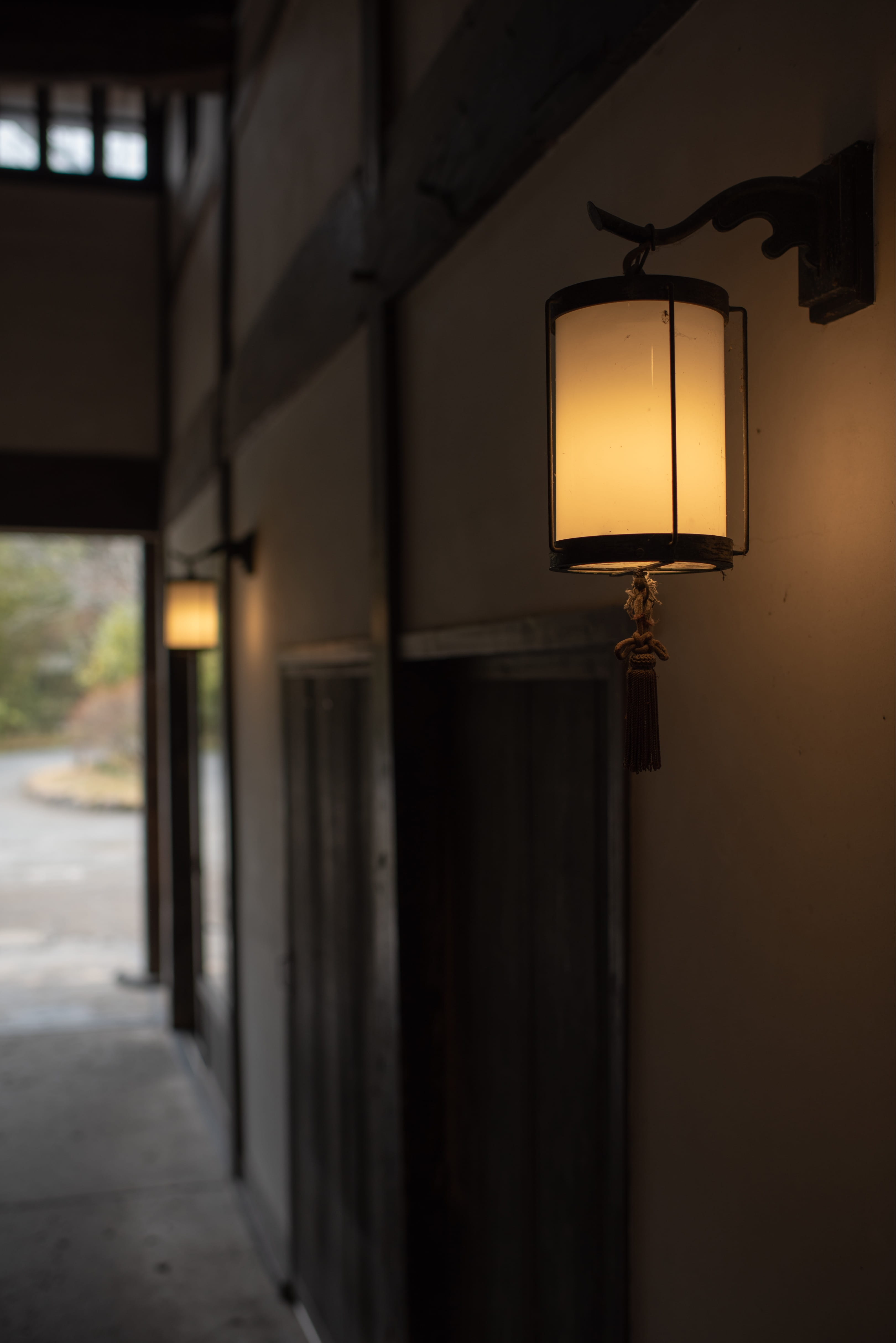 lantern, indoors, electric lamp, building, machine, floor, shelf, 4K, building exterior, outdoors, light, alloy wheel, night, built structure, light fixture, Phone HD Wallpaper