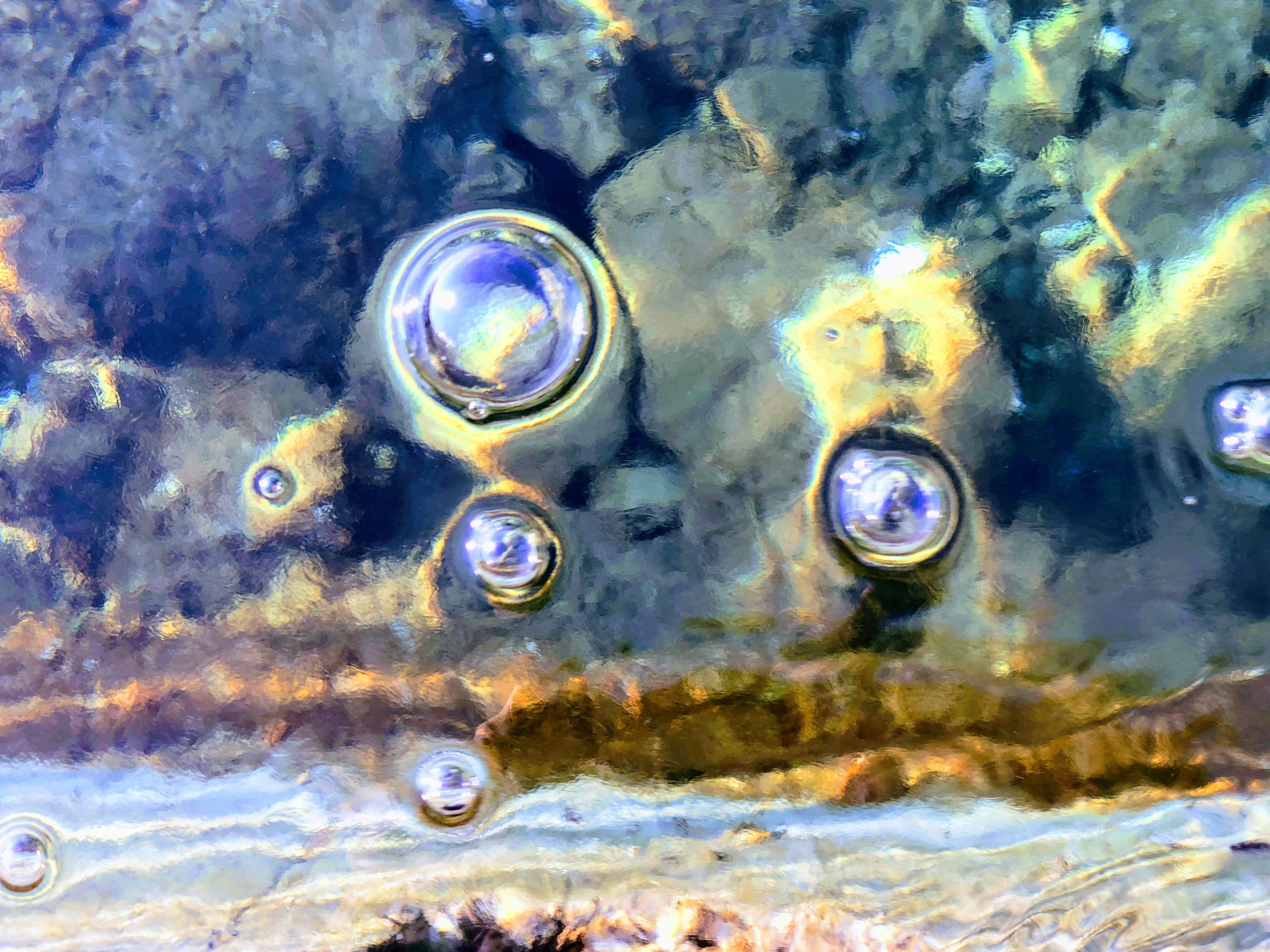 directly above, high angle view, metal, underwater, full frame, 4K, outdoors, nature, purity, backgrounds, bubble, sphere, beauty in nature, waterfront, HD Wallpaper