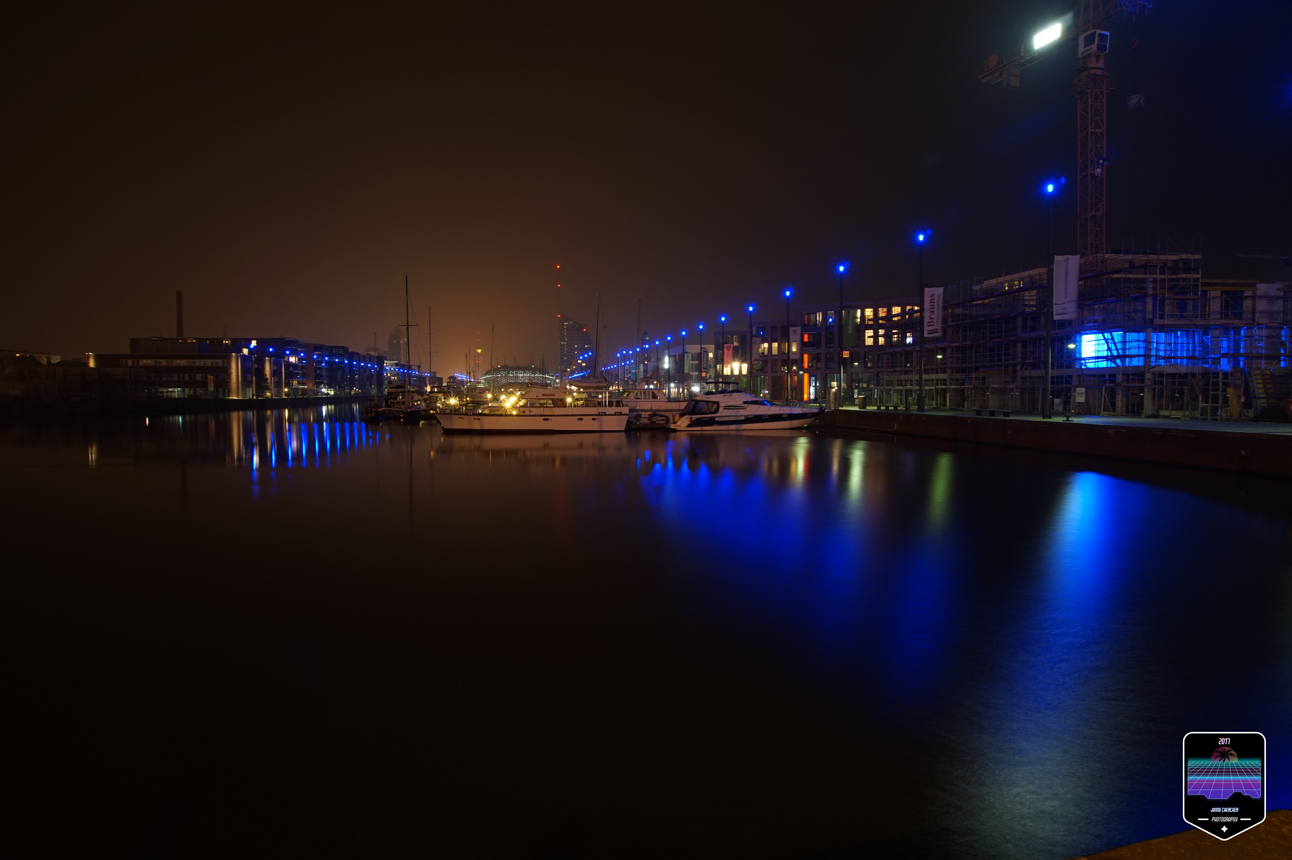 neon, clear sky, blue, 5K, cityscape, night, watermarked, HD Wallpaper
