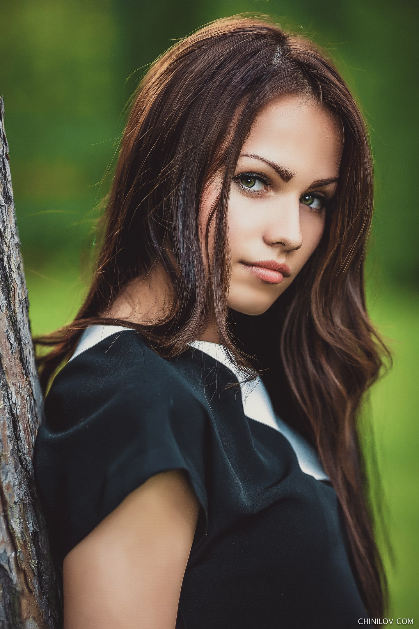 1080P, portrait, brunette, women, face, looking at viewer, juicy lips, long hair, green eyes, Ivan Chinilov, Phone HD Wallpaper