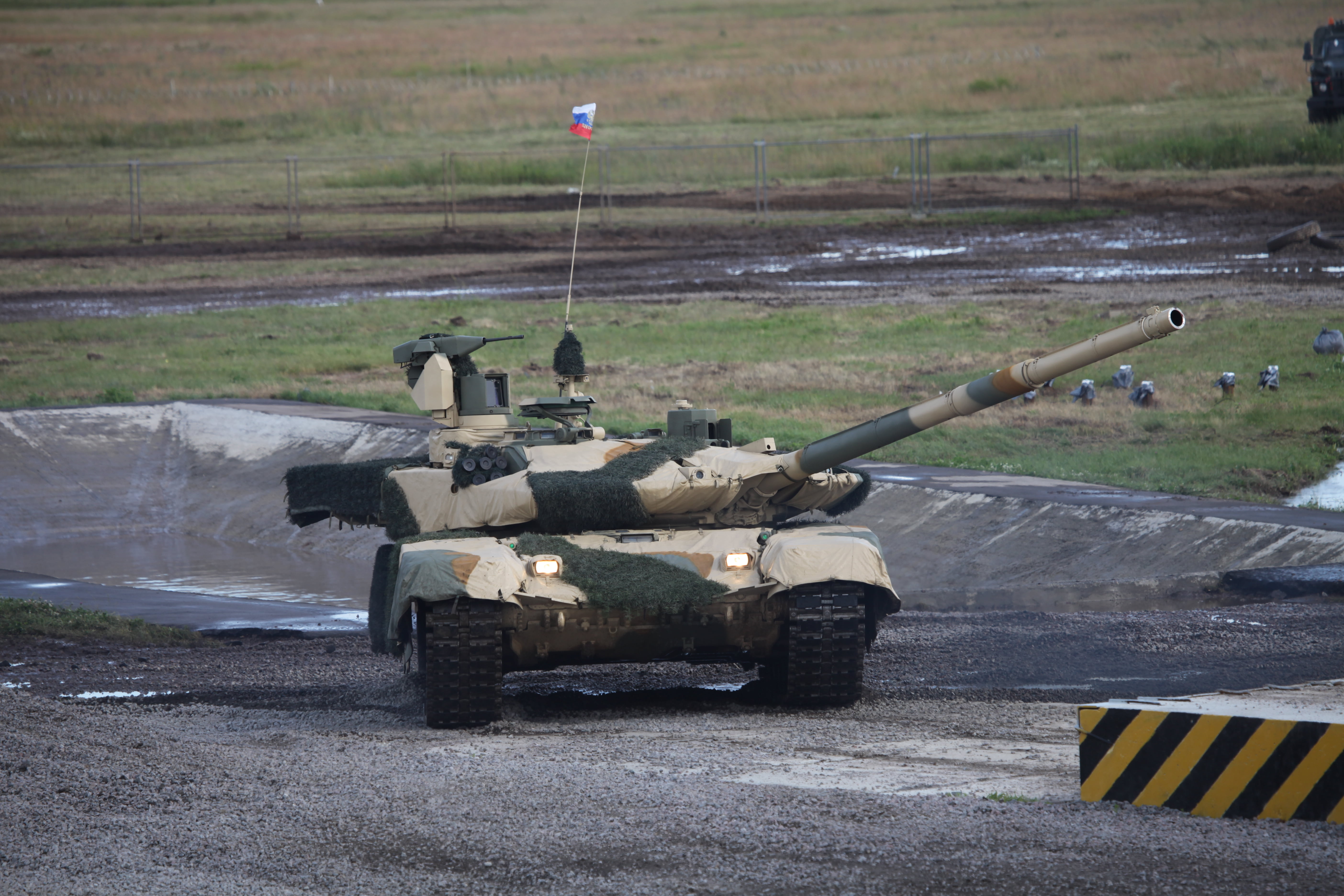 aggression, russia, military, armored Tank, government, gray, weapon, T-90MS, day, nature, no people, conflict, outdoors, cannon, power, camouflage, The armed forces of Russia, HD Wallpaper