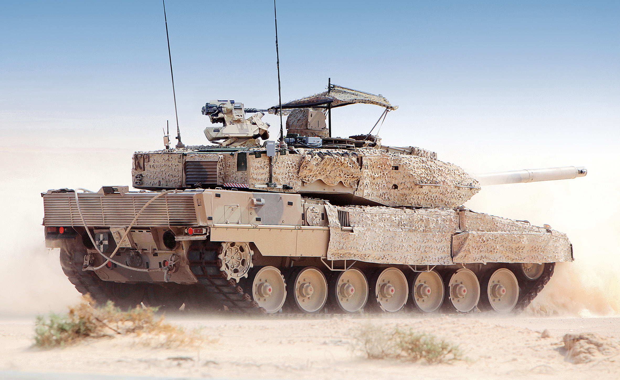 transportation, single object, military, front view, 1080P, Tank, motion, Desert, The main German tank, field, military training, metal, road, sky, land vehicle, HD Wallpaper