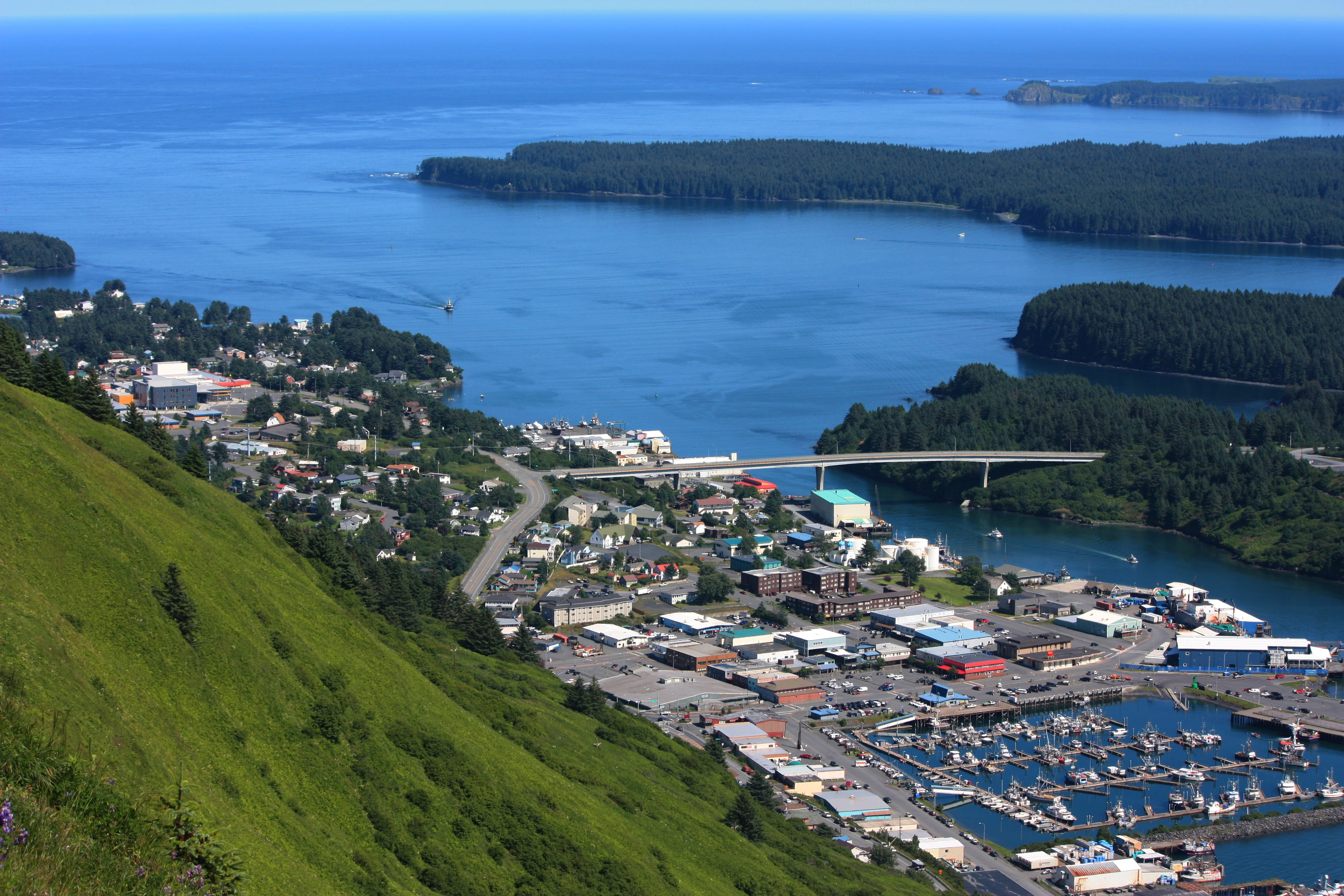 ocean, beauty in nature, residential district, kodiak, building exterior, architecture, alaska, 4K, nature, building, scenics - nature, day, sky, scenic, HD Wallpaper