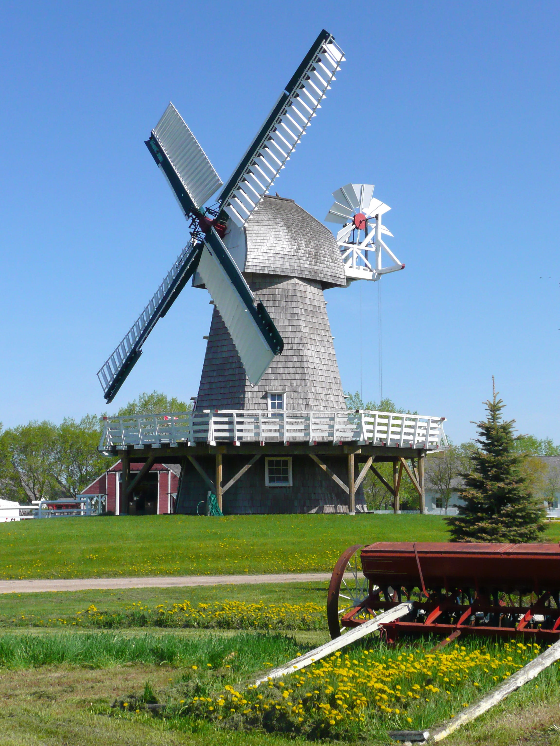wind turbine, building, Steinbach, turbine, outdoors, environment, sustainable resources, grass, architecture, Windmill, wind power, alternative energy, Phone HD Wallpaper