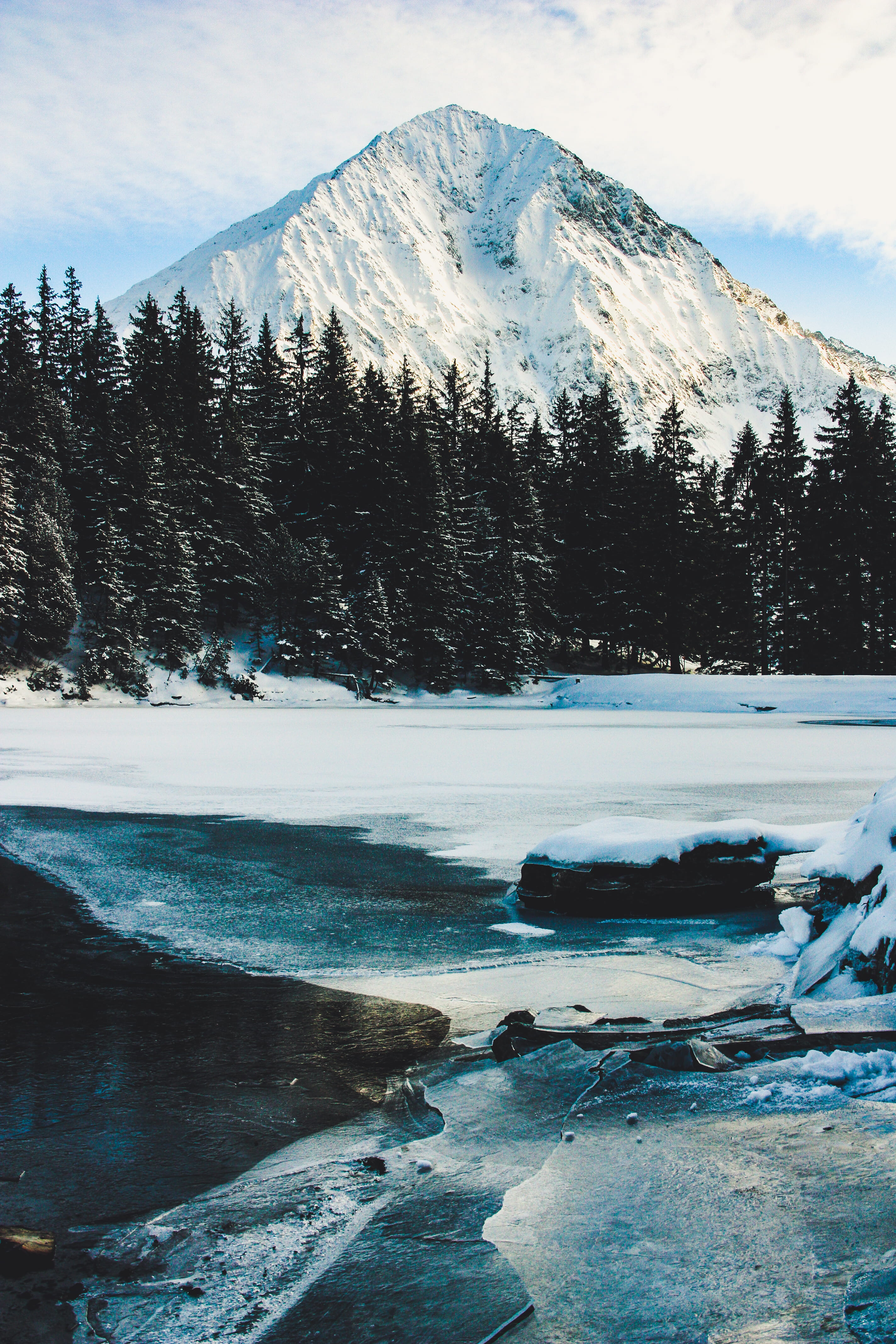 frozen, water, mountain, housing, snowcapped mountain, countryside, covered, plant, 4K, pine, beauty in nature, no people, winter, nature, day, cold, mountain peak, Phone HD Wallpaper