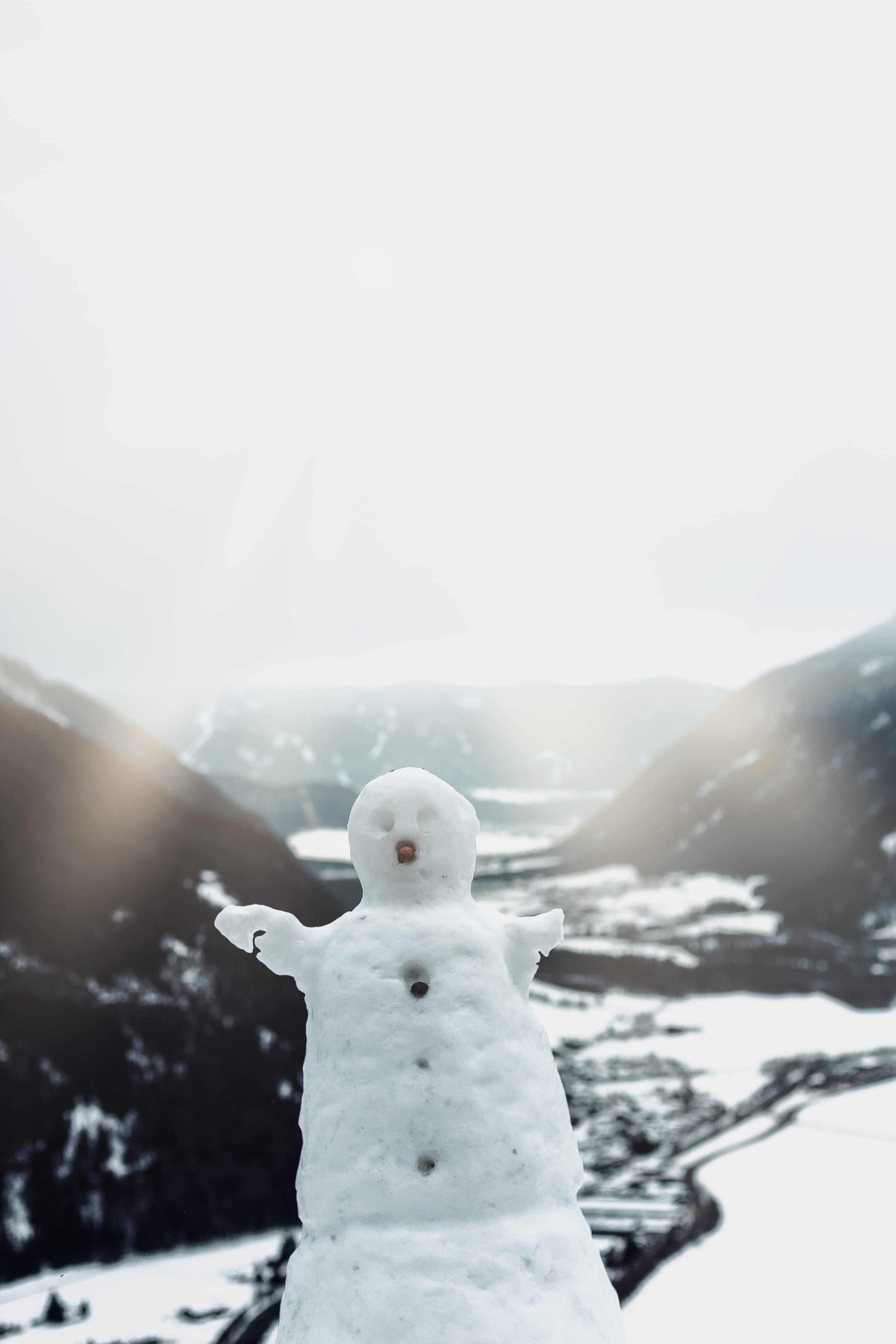 snow, scenics - nature, sport, clear sky, outdoors, sports, mountain, no people, sun, food, blizzard, 4K, frozen, storm, snowcapped mountain, nature, covering, Phone HD Wallpaper