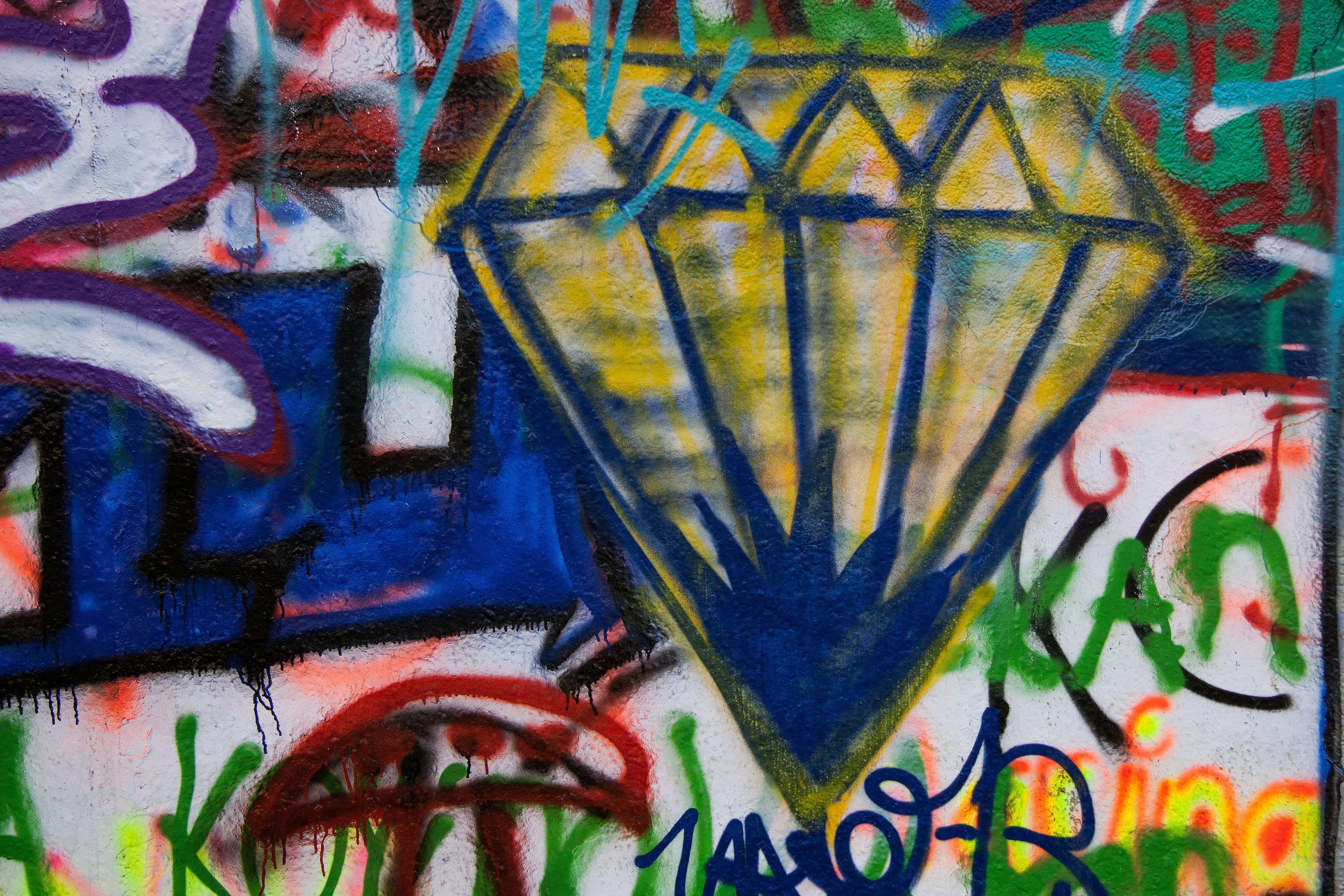 sprayer, vandalism, 4K, empire, spray, wall, home, multi colored, ground, creativity, colorful, pattern, no people, text, western script, city, street art, HD Wallpaper