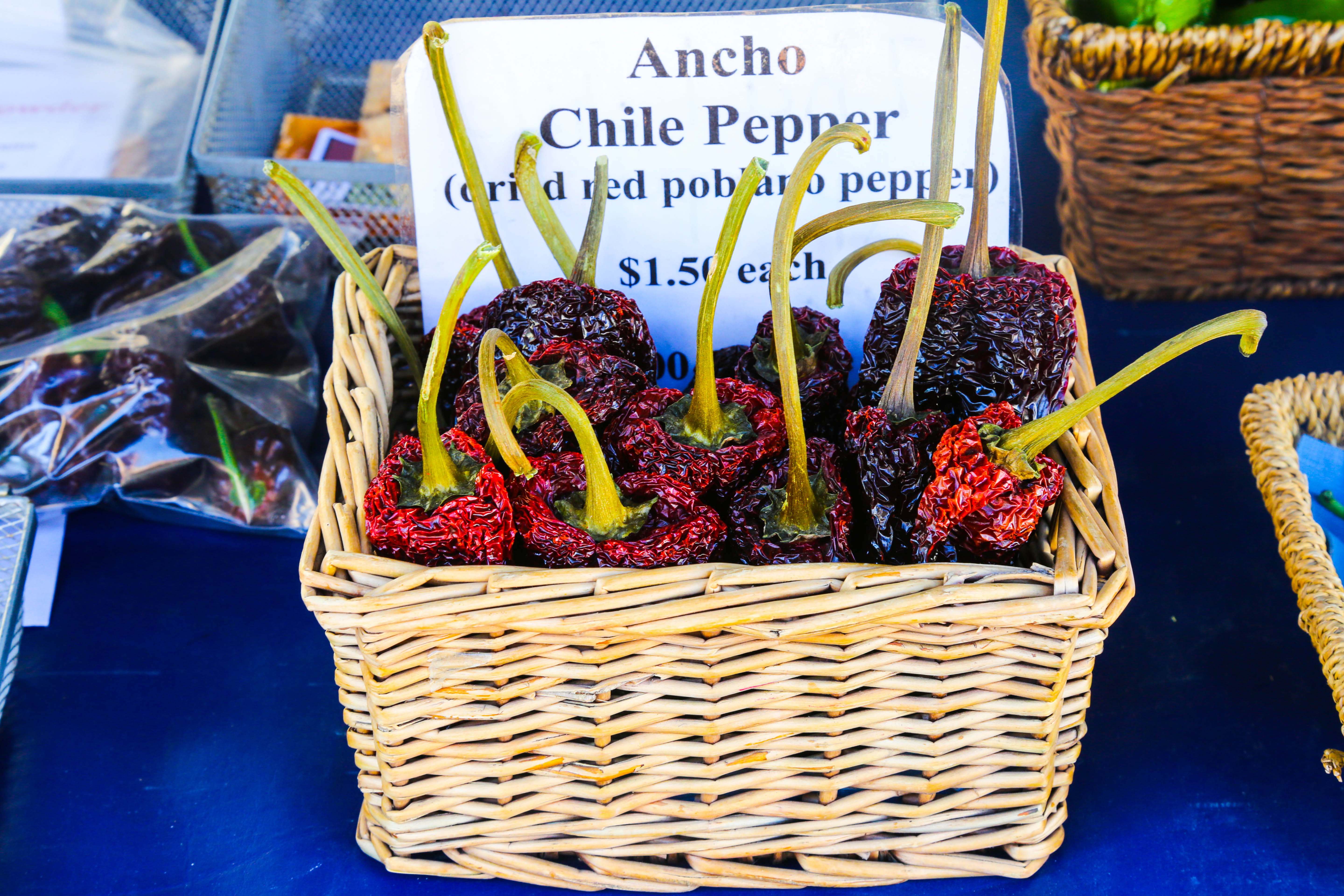 5K, variation, text, basket, red hot chilli, saskatoon farmers market, large group of objects, retail, choice, freshness, market stall, canada, western script, HD Wallpaper